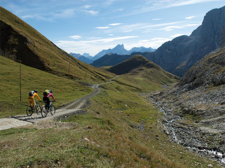 254 Accesso al Rifugio Alpe di Tires Castelrotto 3 suedtirol.info