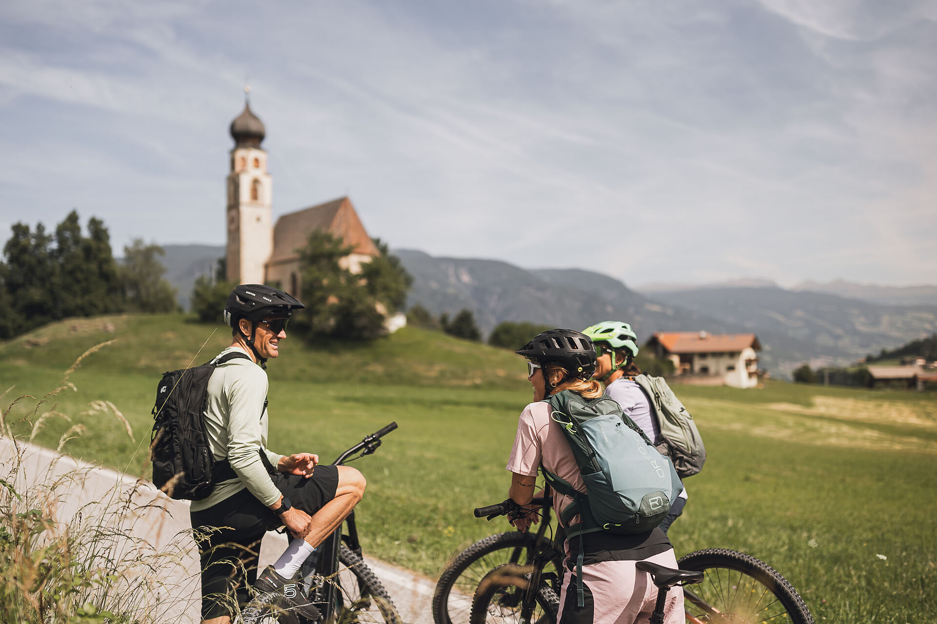 292 Völs am Schlern - Seis am Schlern link trail - Dolomites Region Seiser Alm - #1 - suedtirol.info