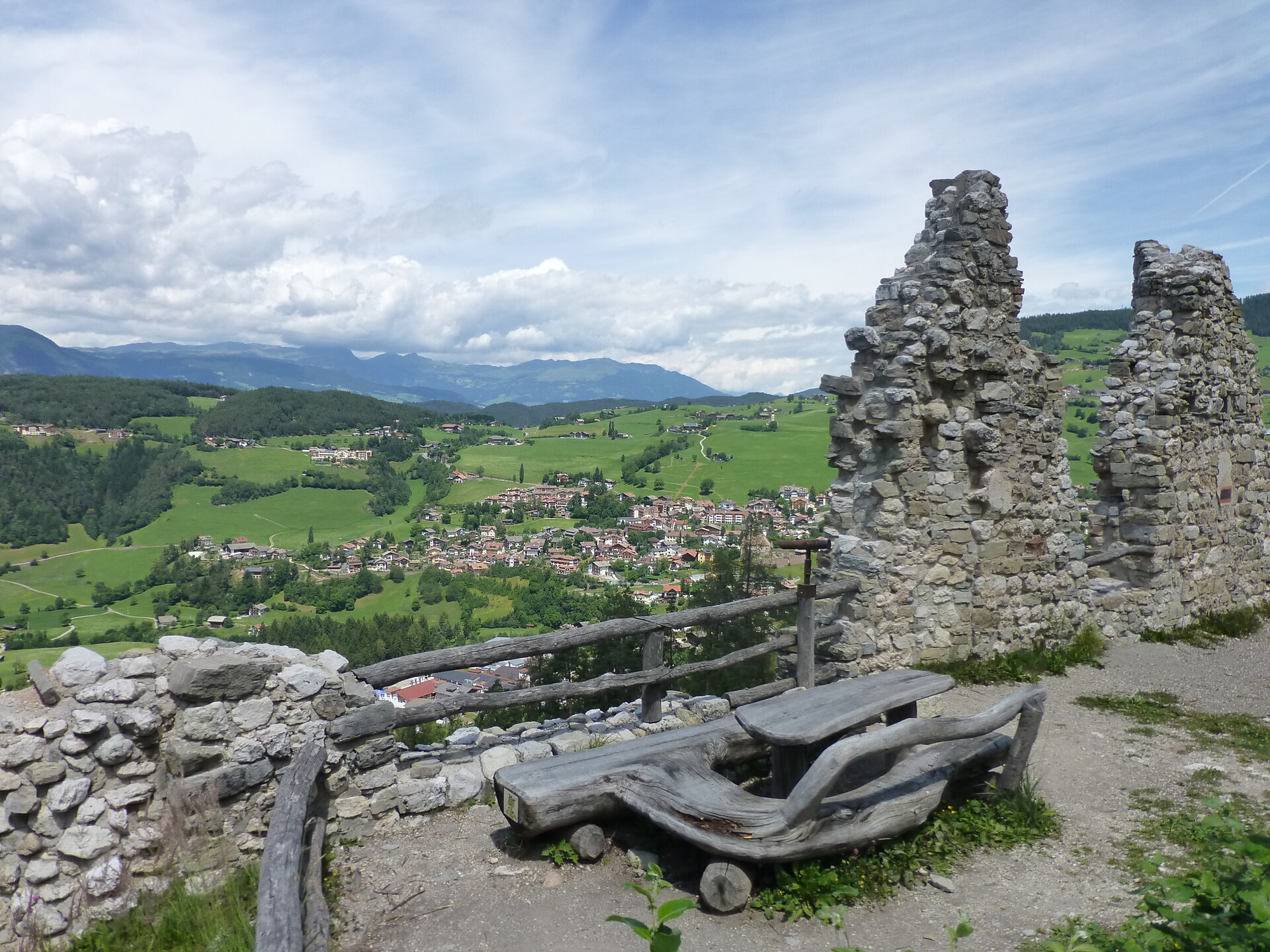 Sentiero Oswald von Wolkenstein Castelrotto 5 suedtirol.info
