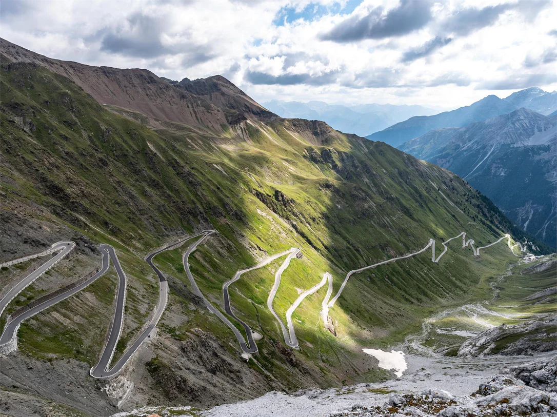 Alta Via dell'Ortles, tappa 7: Dal Lago di Cancano al Passo dello Stelvio