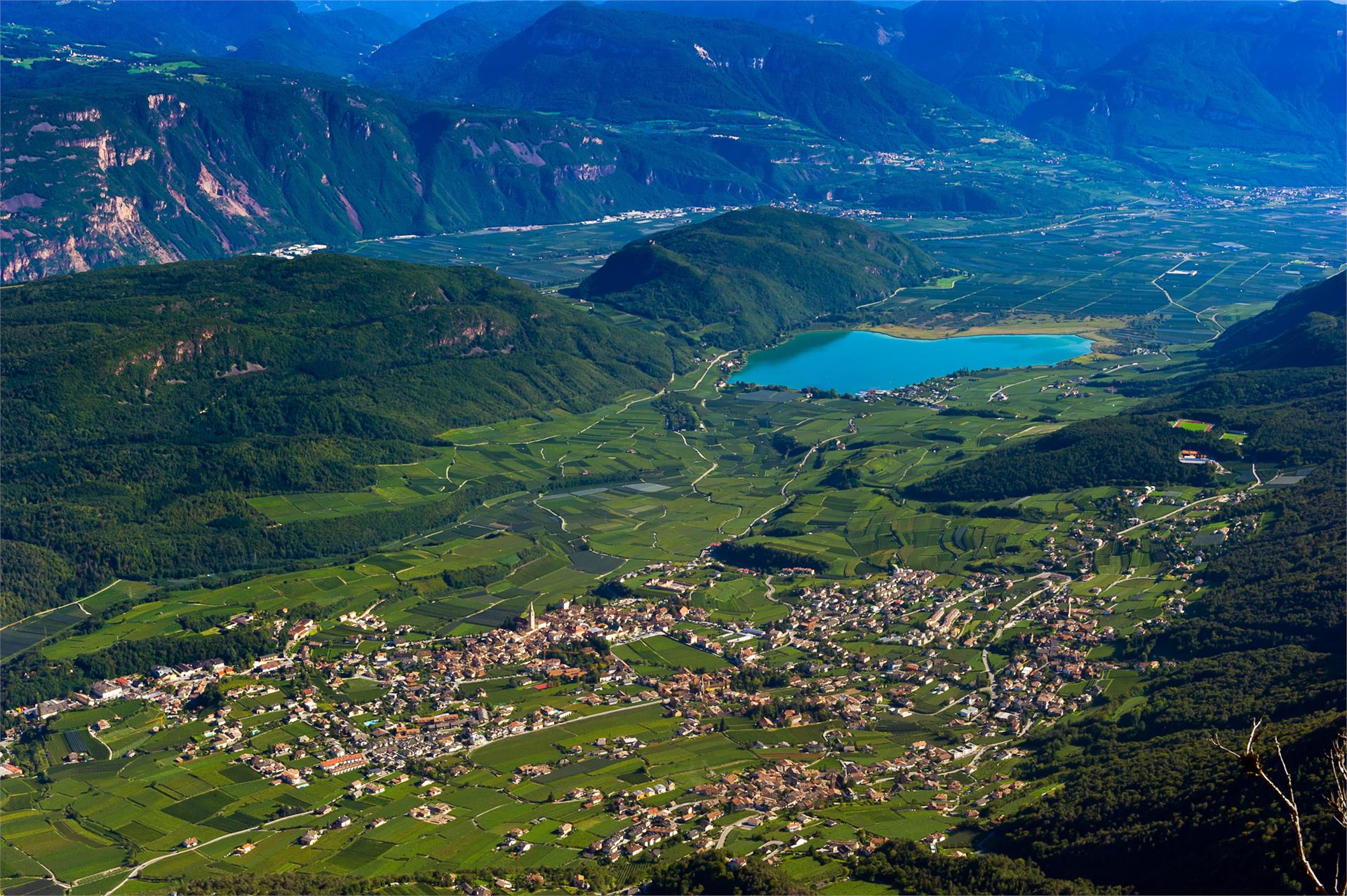 Vom Mendelpass zum Penegal Kaltern an der Weinstraße 3 suedtirol.info
