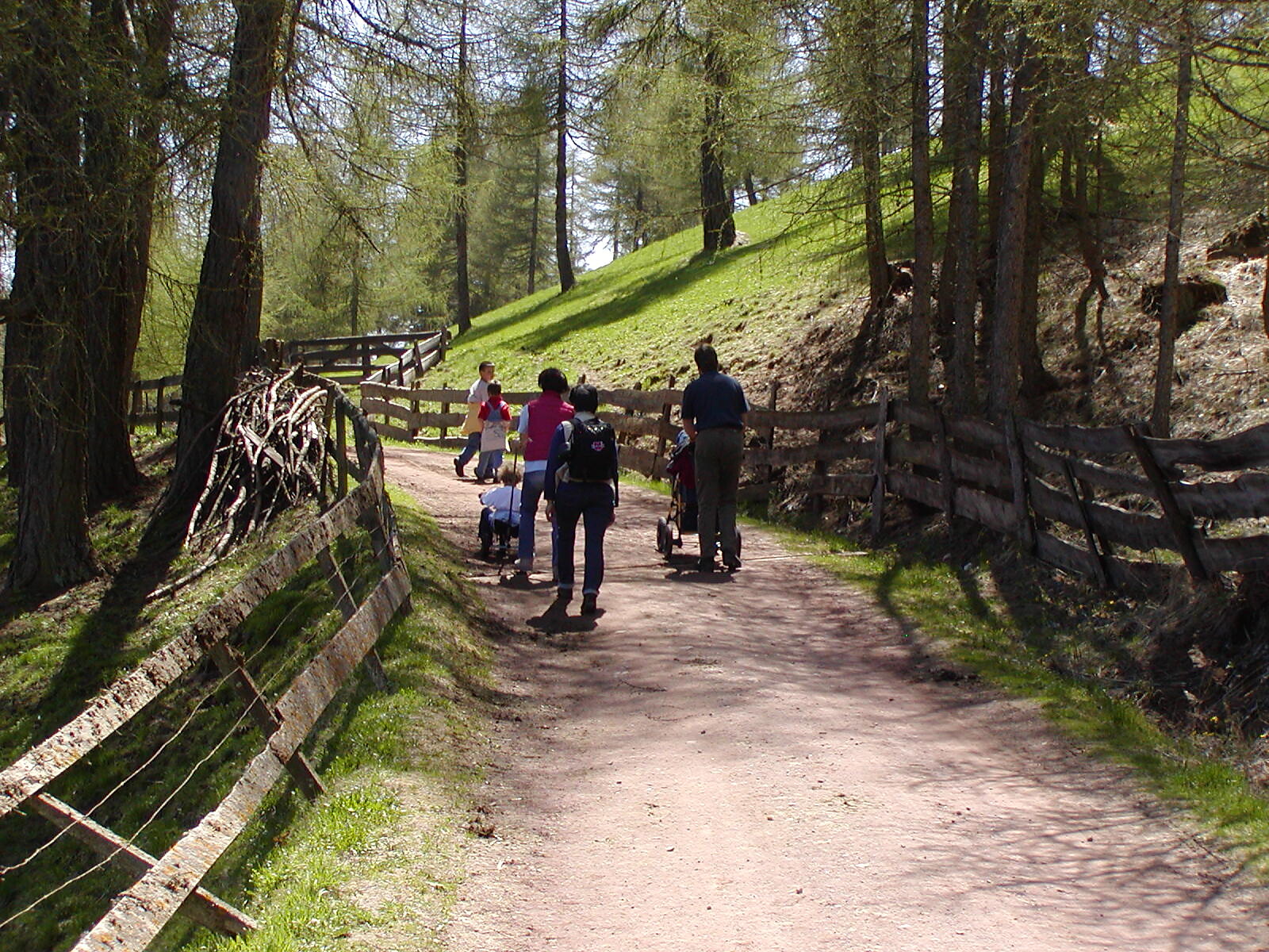 Parcheggio Campidello - Croce di Pozza Sarentino 1 suedtirol.info