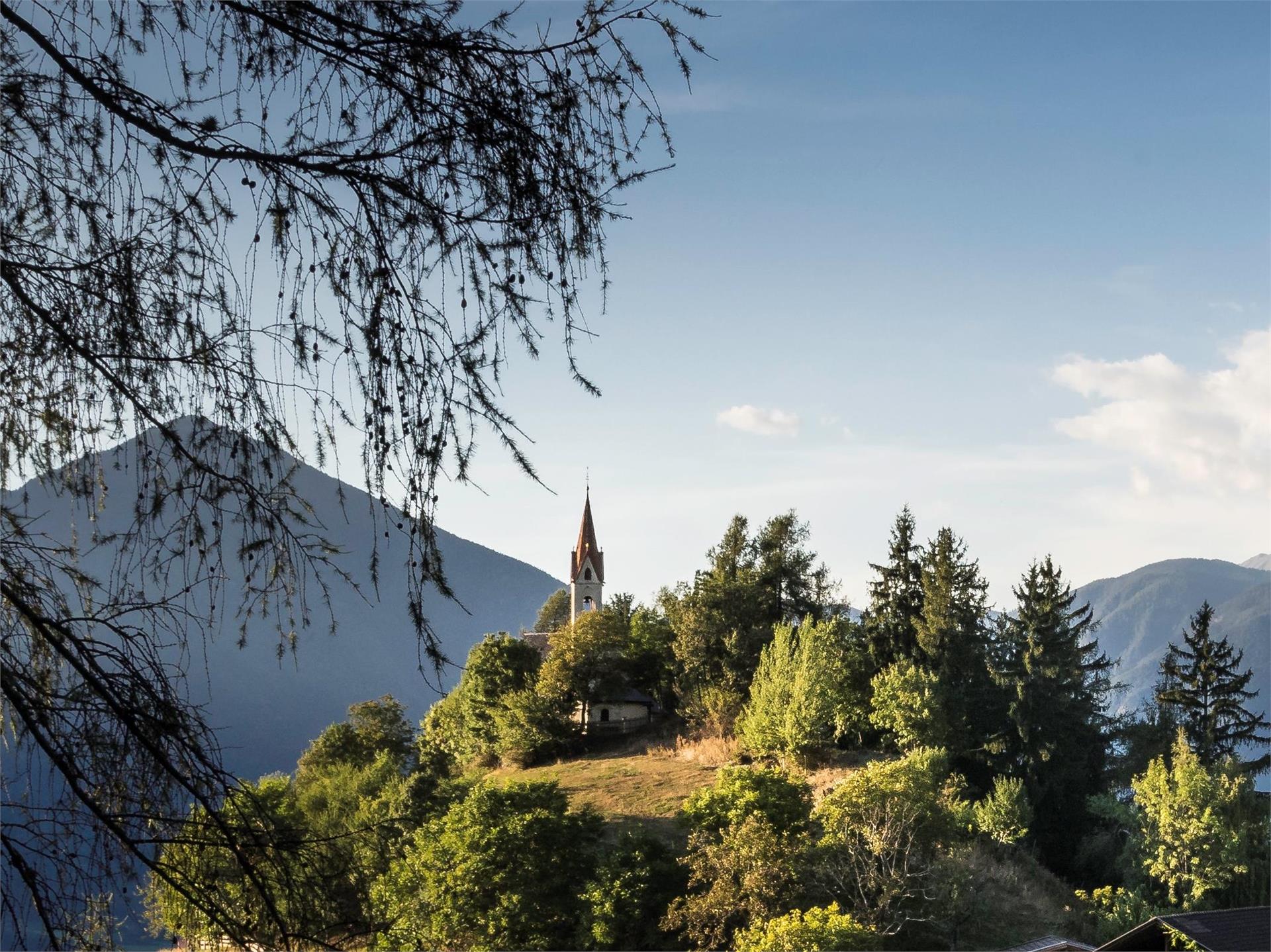 Rundwanderung „Große Kunst in kleinen Kirchen“ Brixen 1 suedtirol.info