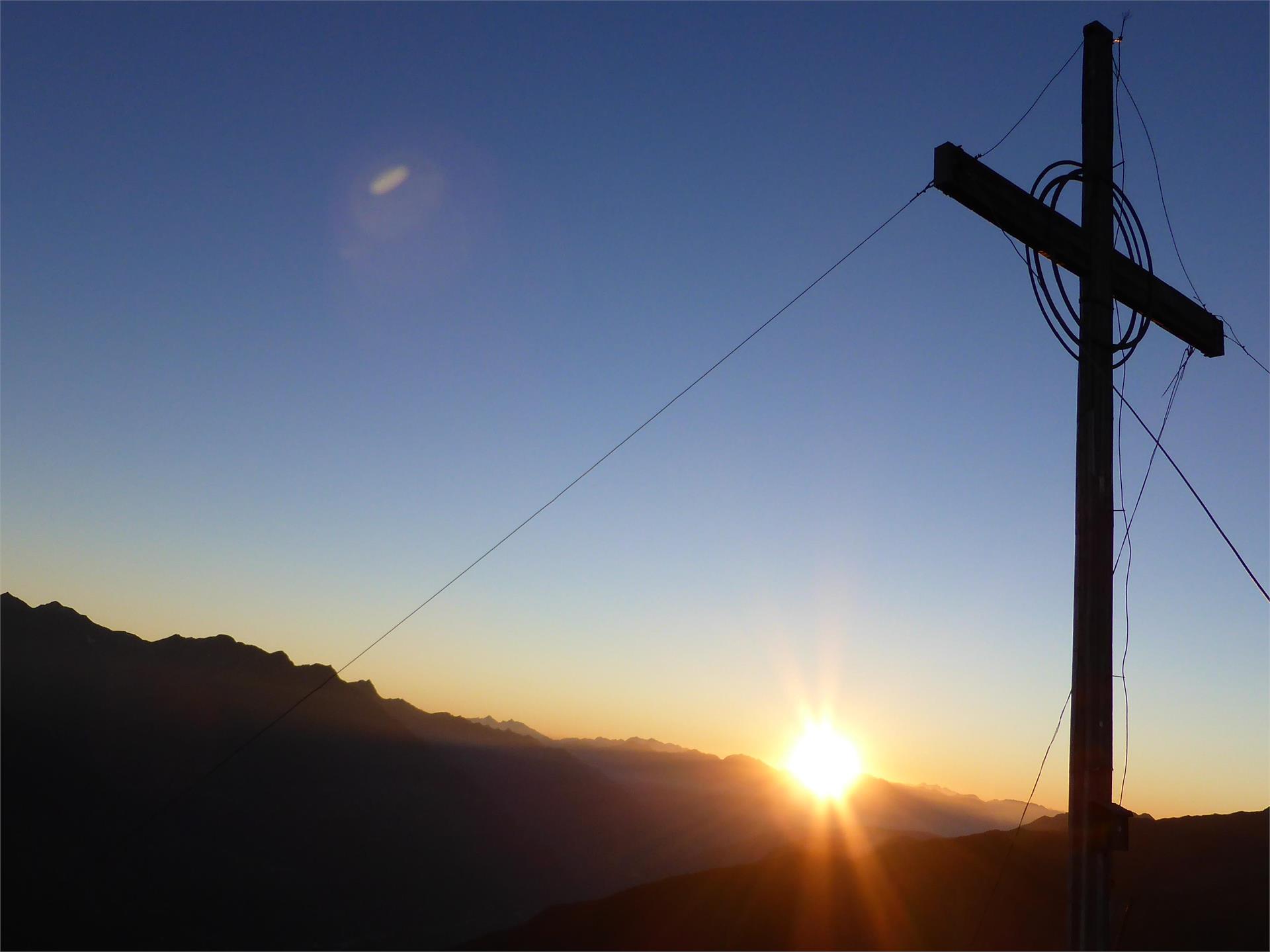 Rund um das Zwölferkreuz Latsch 1 suedtirol.info