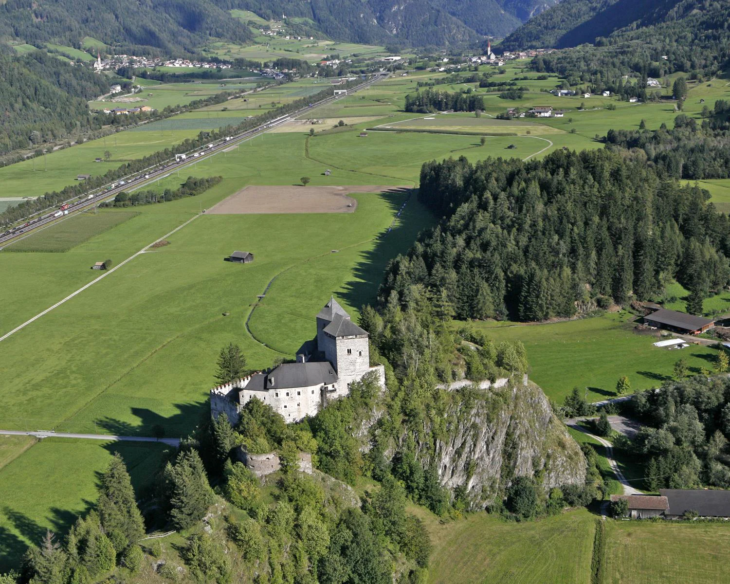 Escursione circolare Stilves Castel Tasso Campo di Trens 1 suedtirol.info
