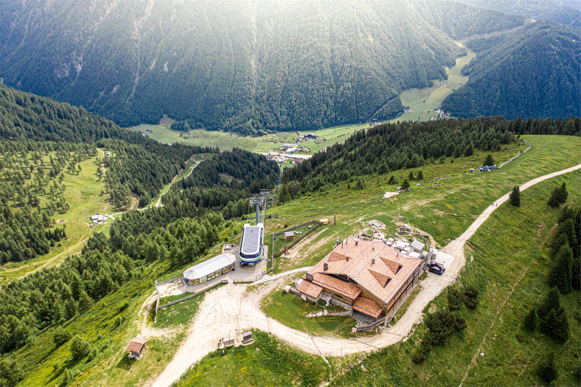 Rotensteiner Höhenweg Mühlbach 3 suedtirol.info