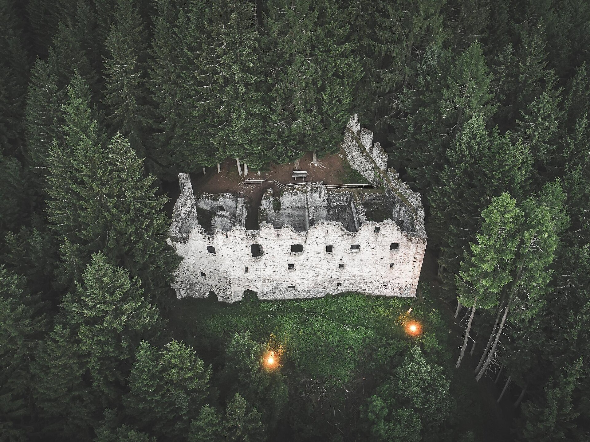 Ruins circular hike in Niederrasen - Dolomites Region Kronplatz/Plan de Corones - #1 - suedtirol.info