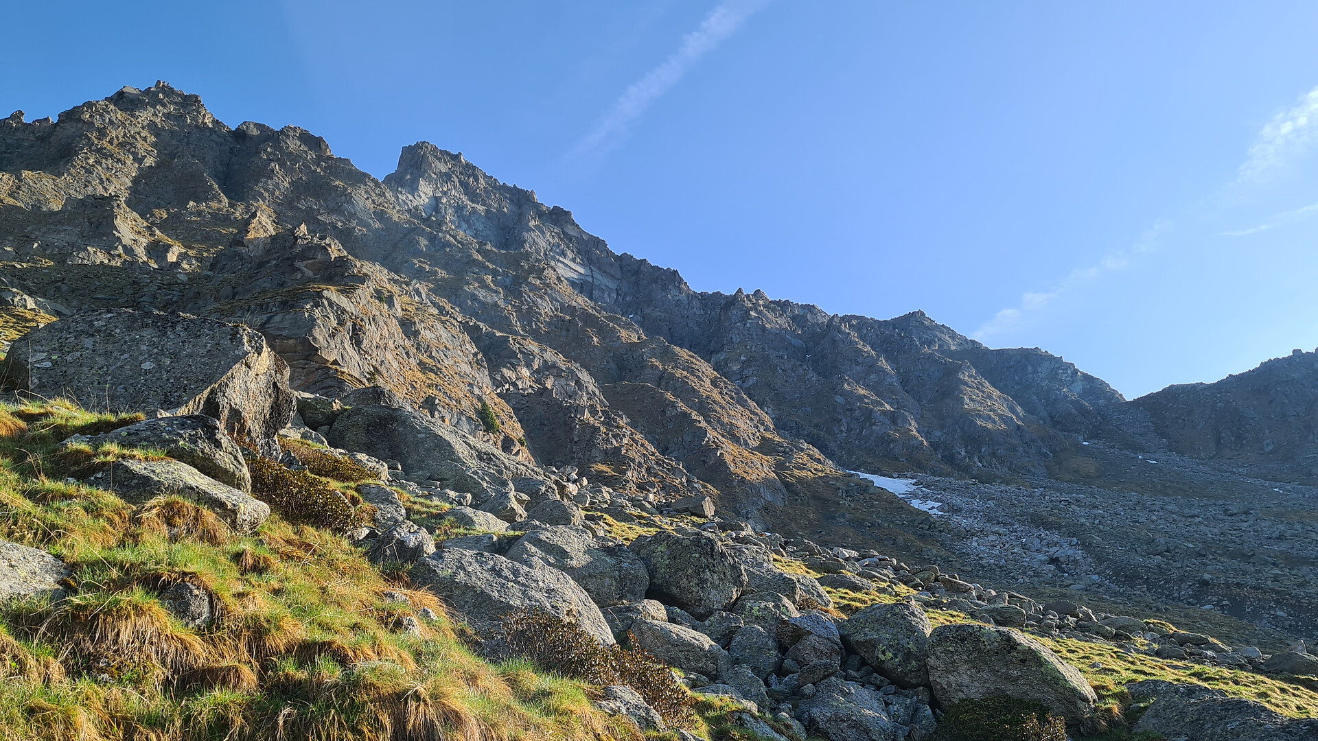 Escursione circolare alla vetta della Sattelspitze (2428 m) - Merano e dintorni - #2 - suedtirol.info