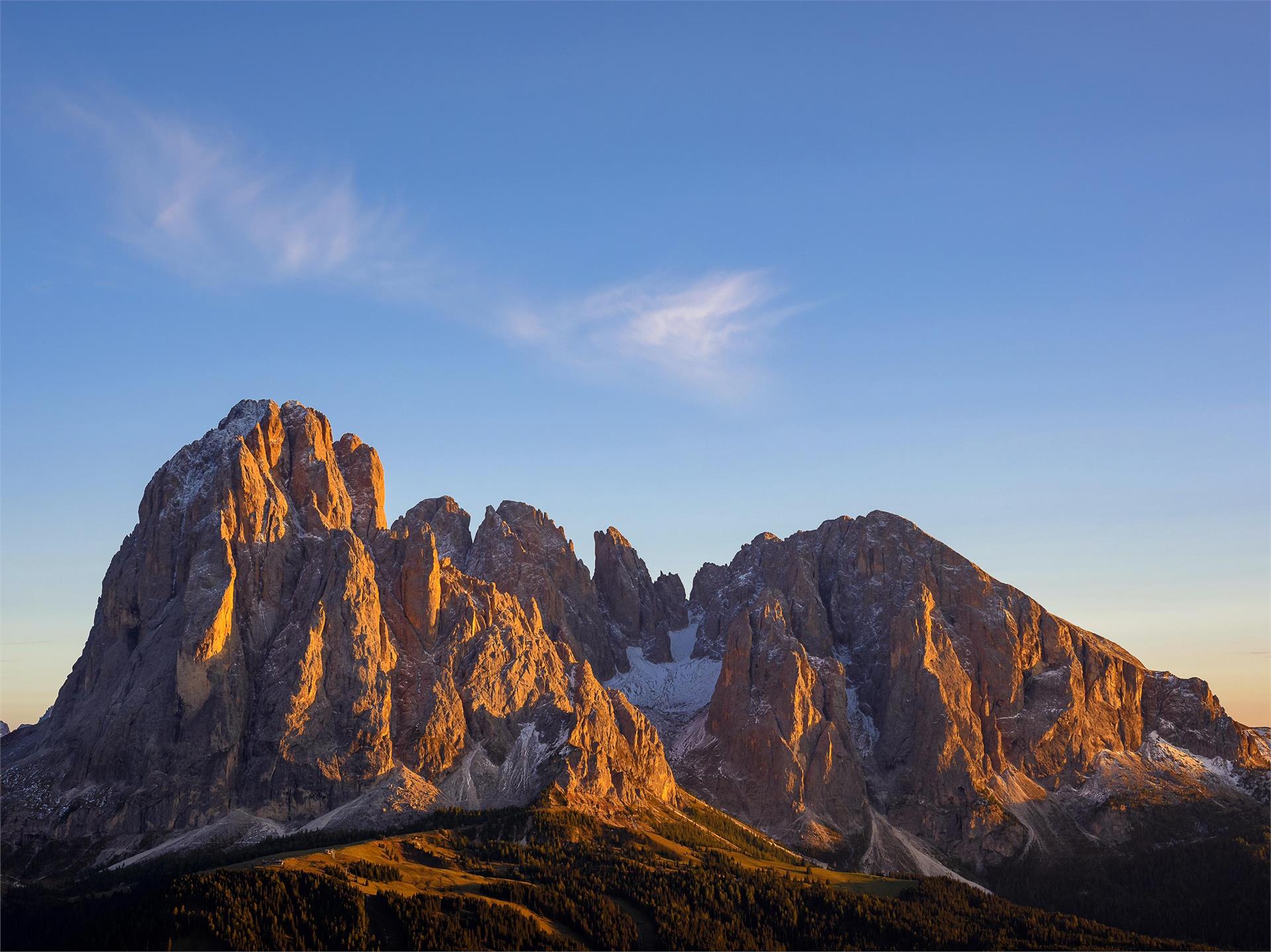 Sonnenuntergangswanderung „Burning Dolomites“ von der Aussichtsterrasse „Sëurasas“ St.Ulrich 2 suedtirol.info