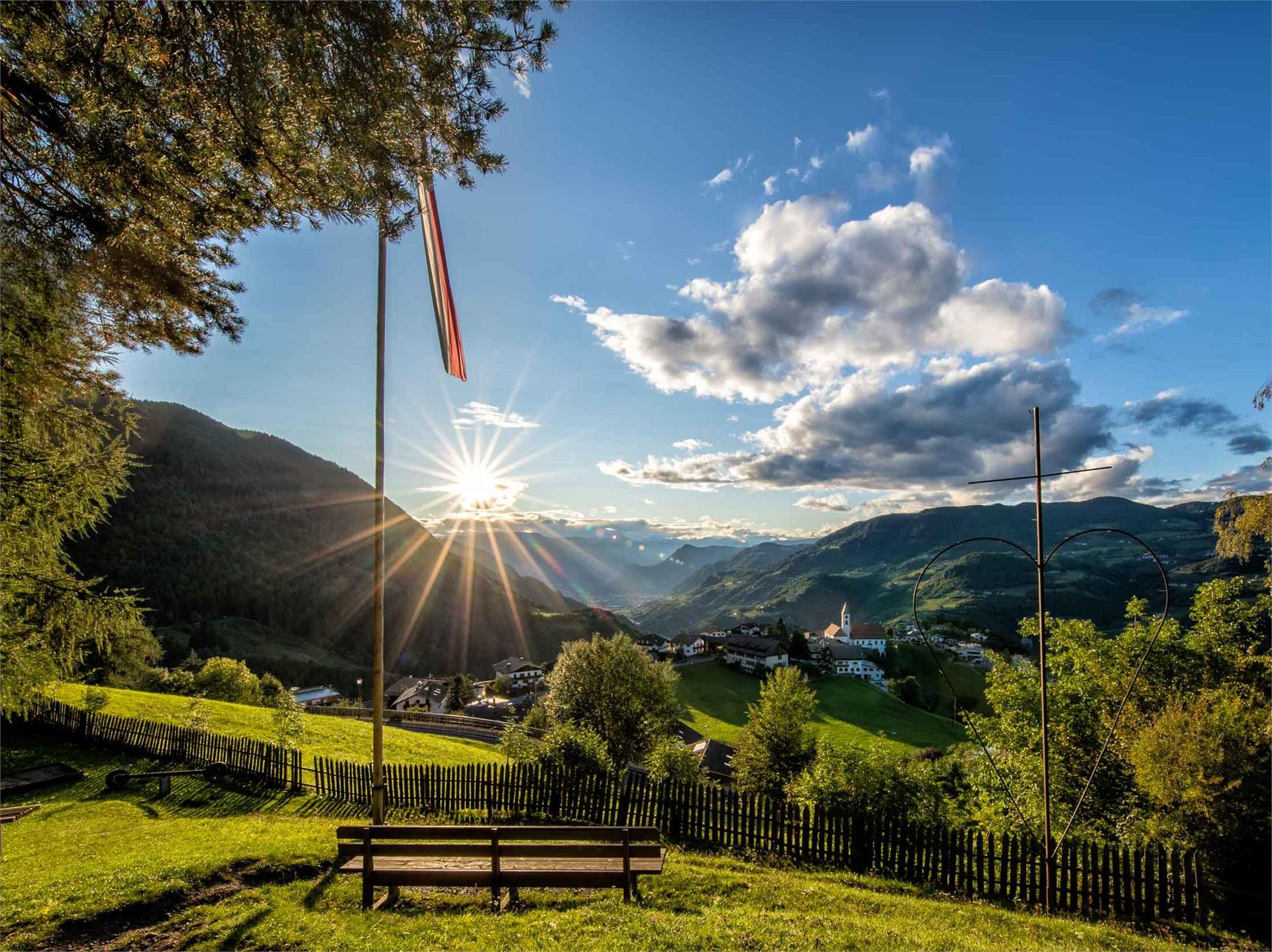 Sternendorf Rundwanderung Karneid 1 suedtirol.info