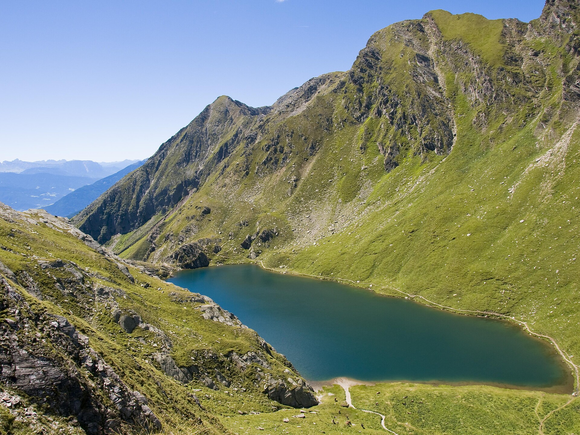 Seefeldspitz: A Summit Hike with Three Alpine Lakes - Brixen/Bressanone and environs - #2 - suedtirol.info