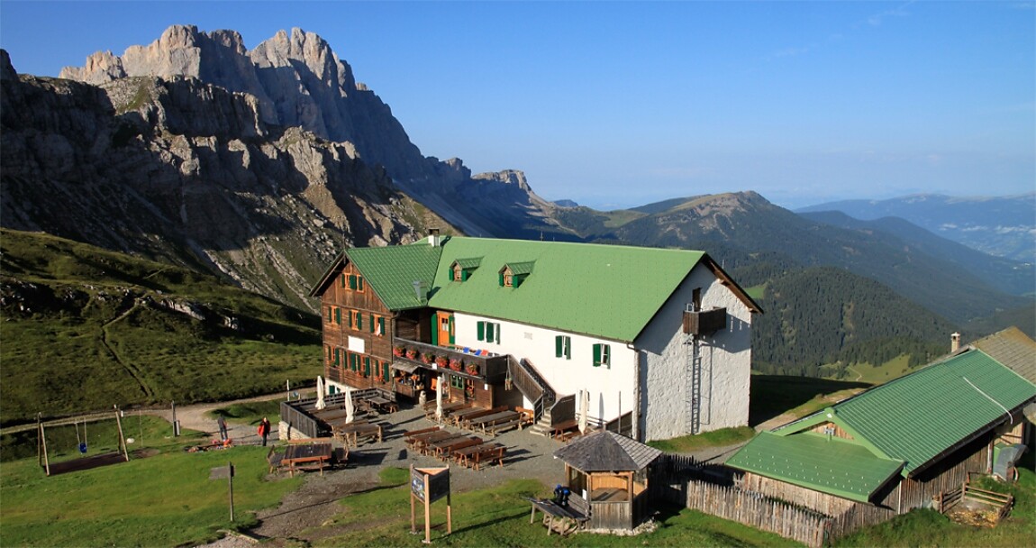 Escursione estiva: Lungiarü - Pares - Juvac - Rifugio Genova San Martino 3 suedtirol.info