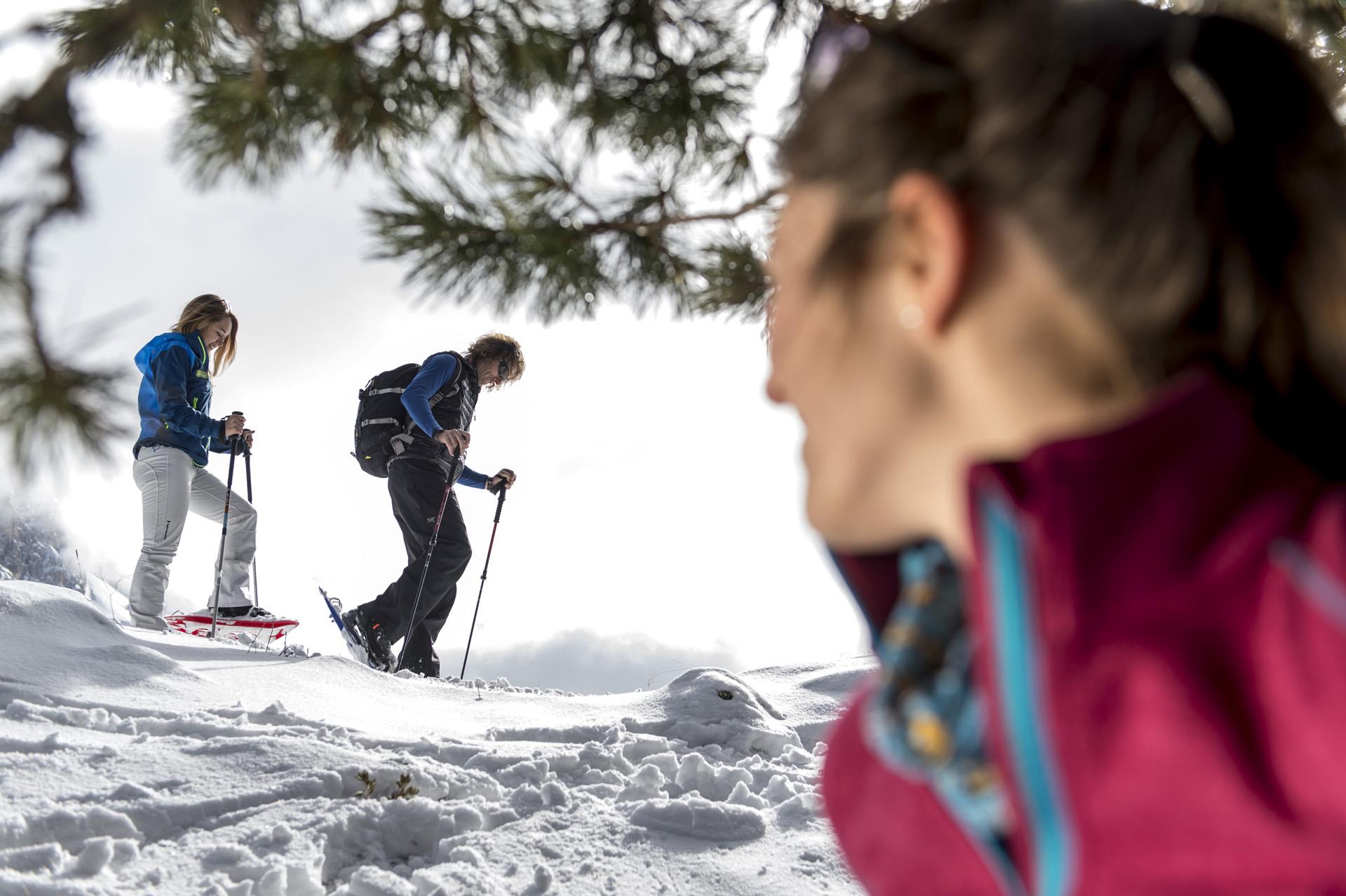 Schneeschuhwanderung durch die Bärenfalle Tiers am Rosengarten 1 suedtirol.info