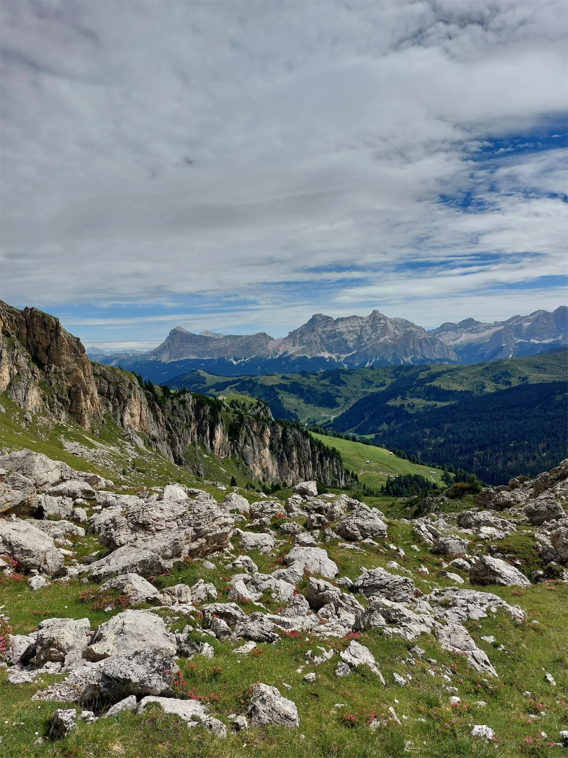 Sellaronda Hike Tour Santa Cristina Val Gardena 13 suedtirol.info