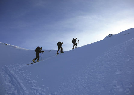 Skitour Gampen – Rossgruben - Schartl (2.400 m) Moos in Passeier 1 suedtirol.info