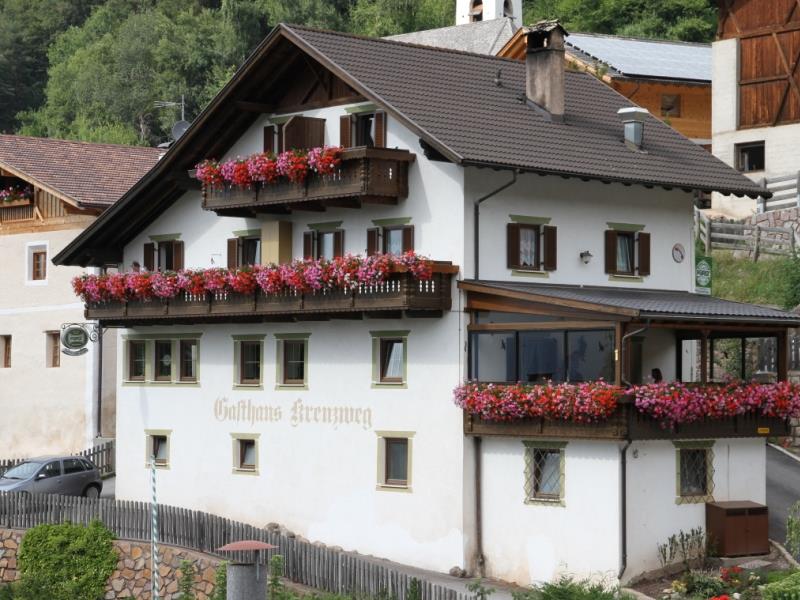 Salonetto - Albergo Kreuzweg Meltina 1 suedtirol.info