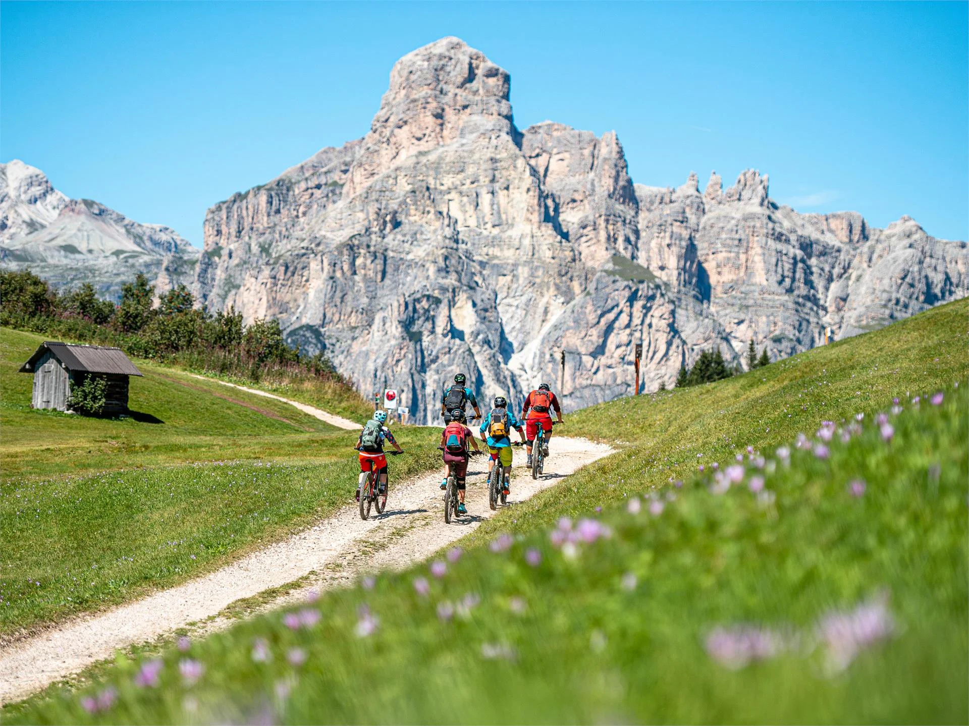 Sellaronda MTB Tour - gegen den Uhrzeigersinn Corvara 4 suedtirol.info