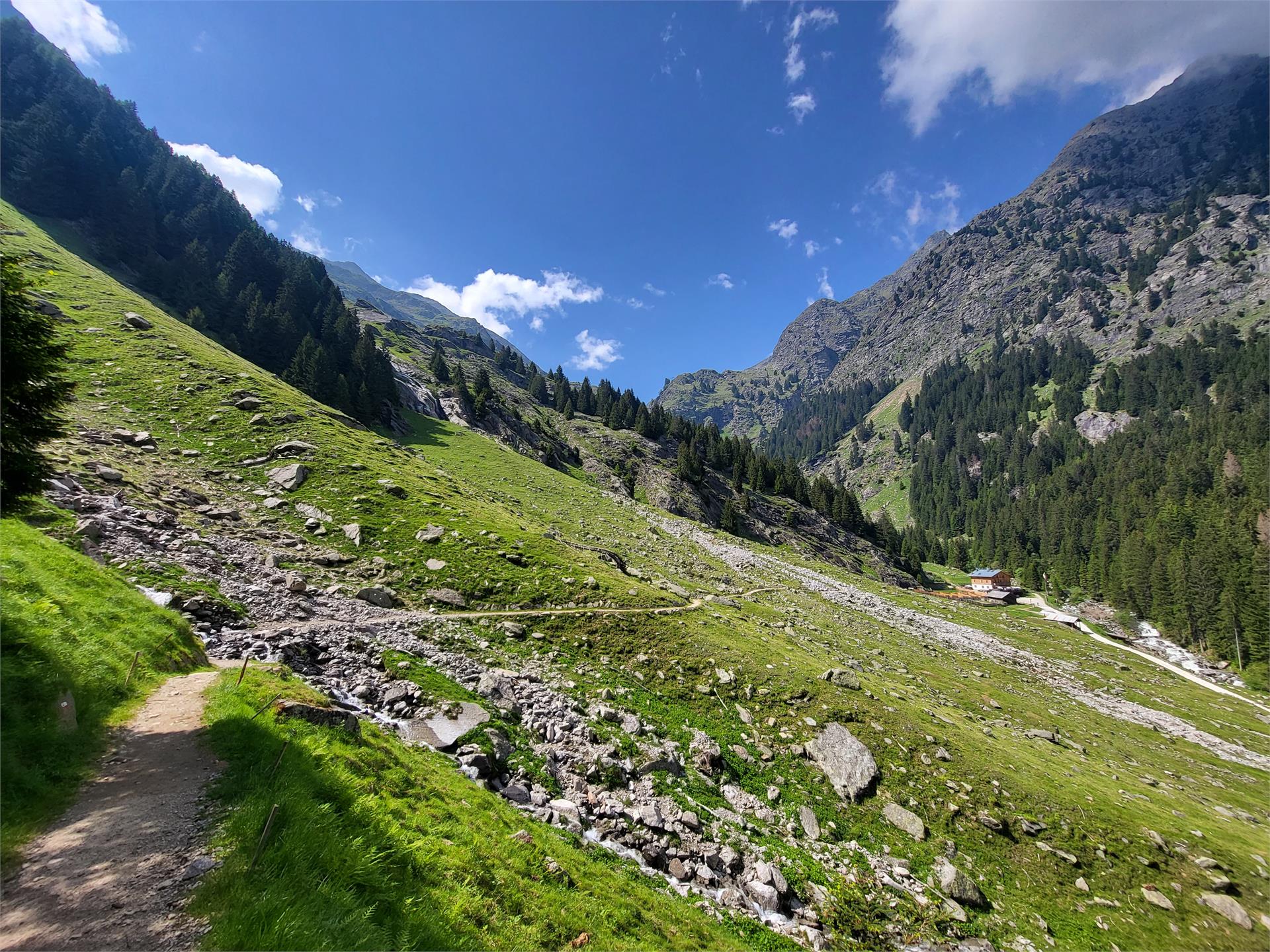 Sunrise tour on the Merano High Trail, Hohe Wiege - Nasereit refuge - Partschins Waterfall Partschins/Parcines 10 suedtirol.info