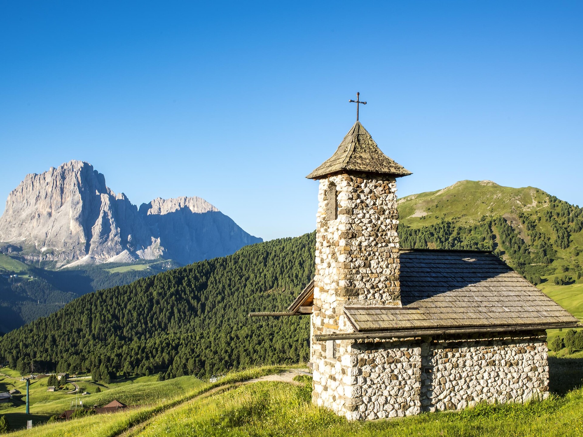 Seceda - Ridge Line da S. Cristina per Col Raiser (Stazione a monte) - Regione dolomitica Val Gardena - #5 - suedtirol.info