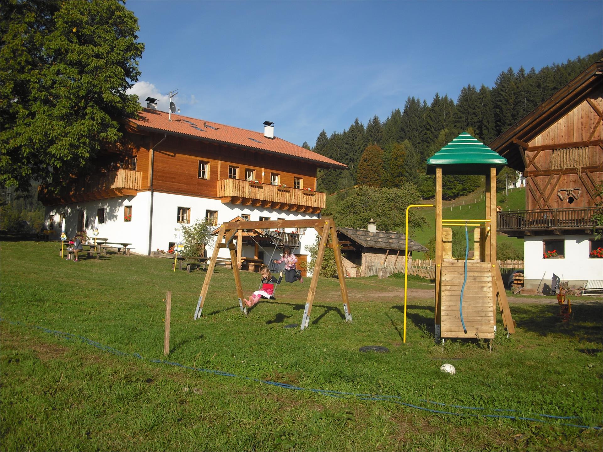 Spielplatz Schlaneid - Bacherhof Mölten 3 suedtirol.info