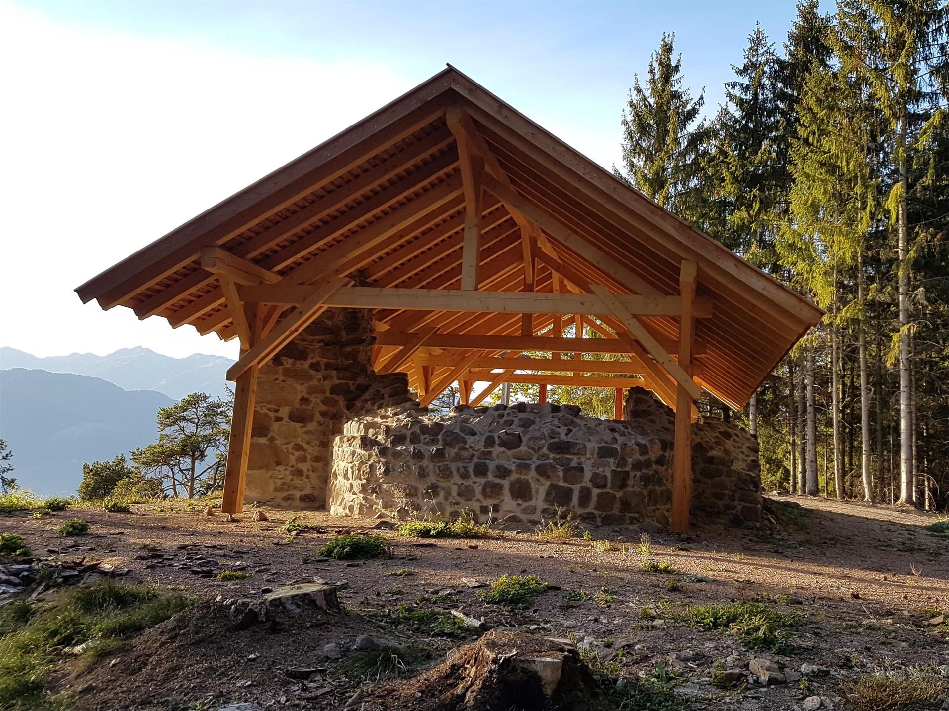 Theme trail Köfeleweg longer version Mölten/Meltina 2 suedtirol.info