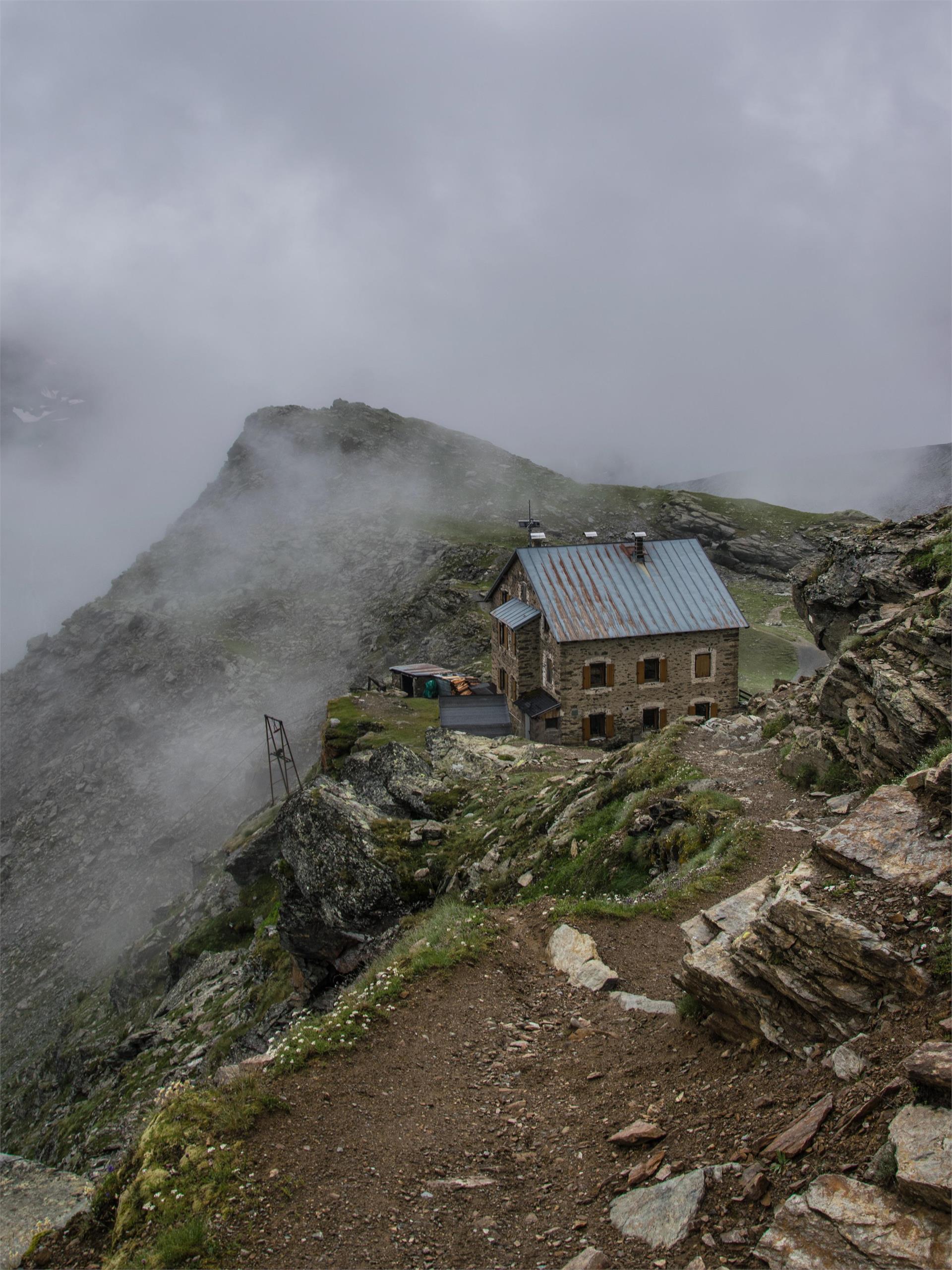 Trailrunning glacier path Solda Stilfs/Stelvio 1 suedtirol.info