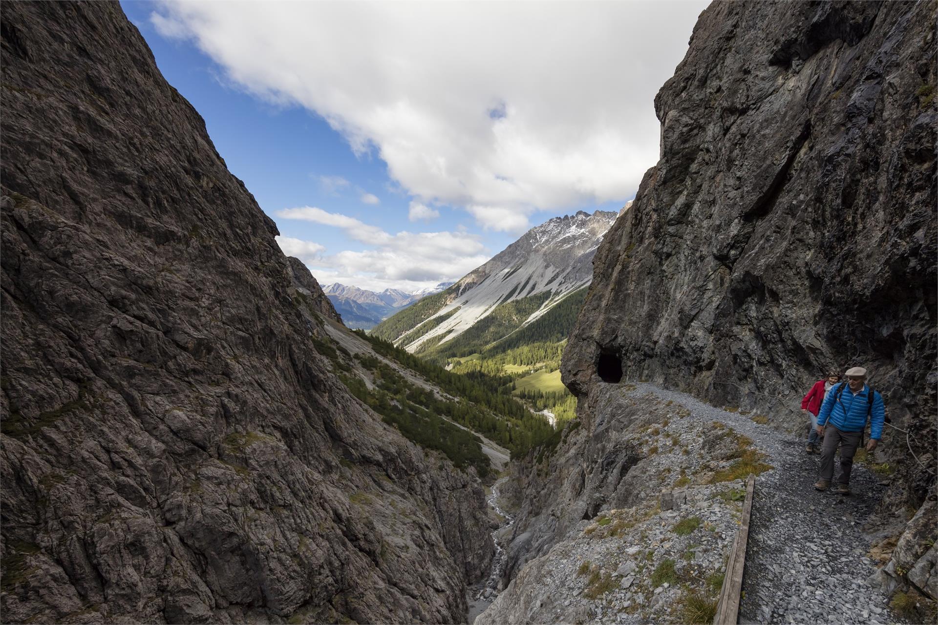 Uinaschlucht nach Sur-En  1 suedtirol.info