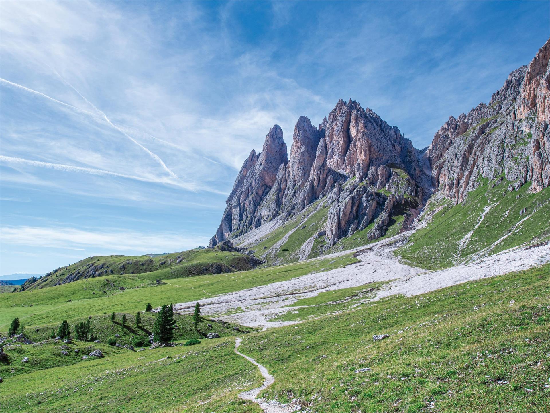 Tour UNESCO alle falde delle Odle Selva 8 suedtirol.info