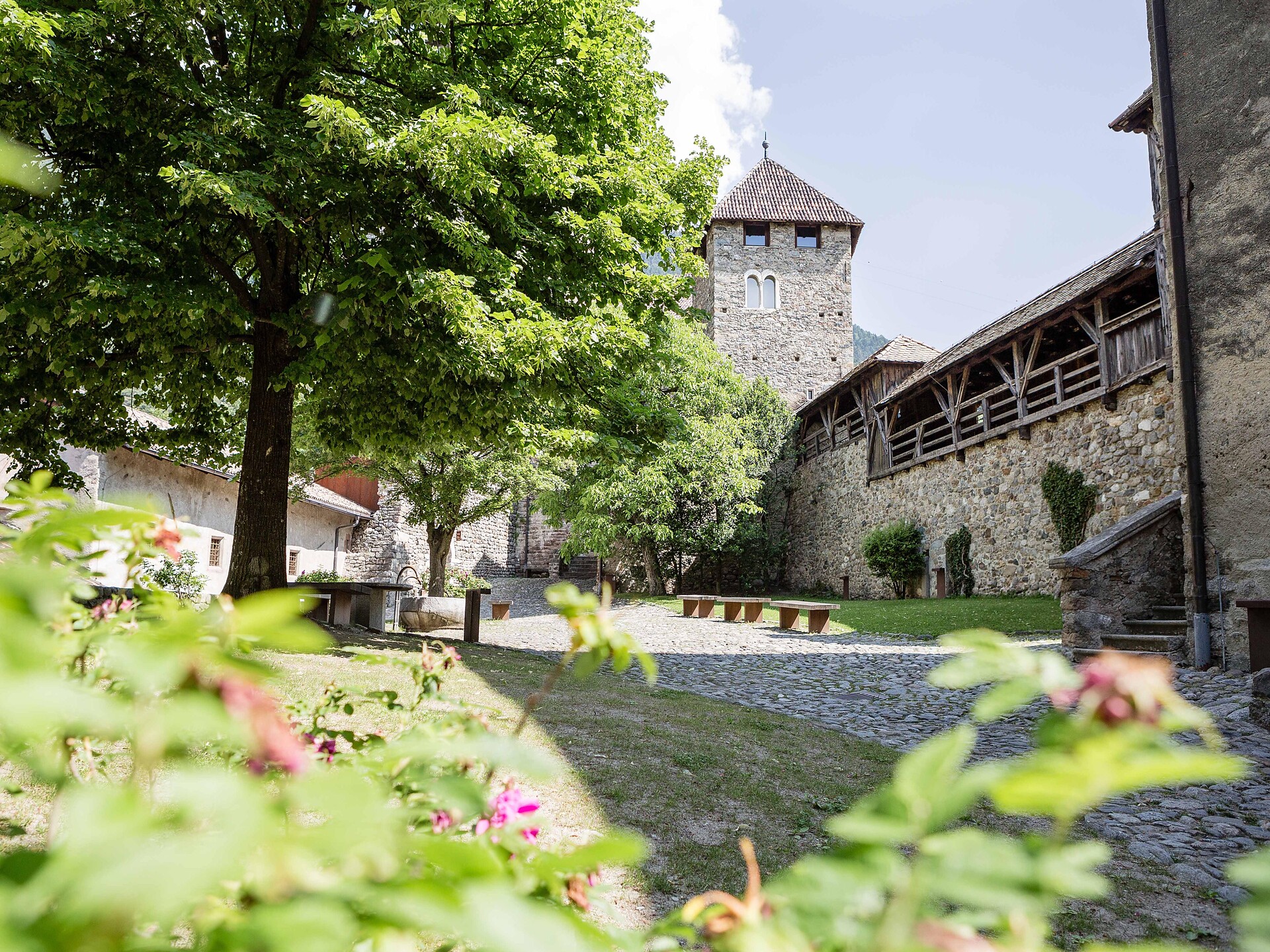 Schloss Tirol