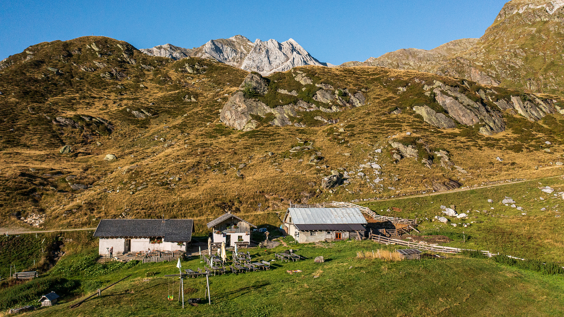 From Flading to the Klammalm mountain hut on gravel tracks - Sterzing/Vipiteno and environs - #1 - suedtirol.info