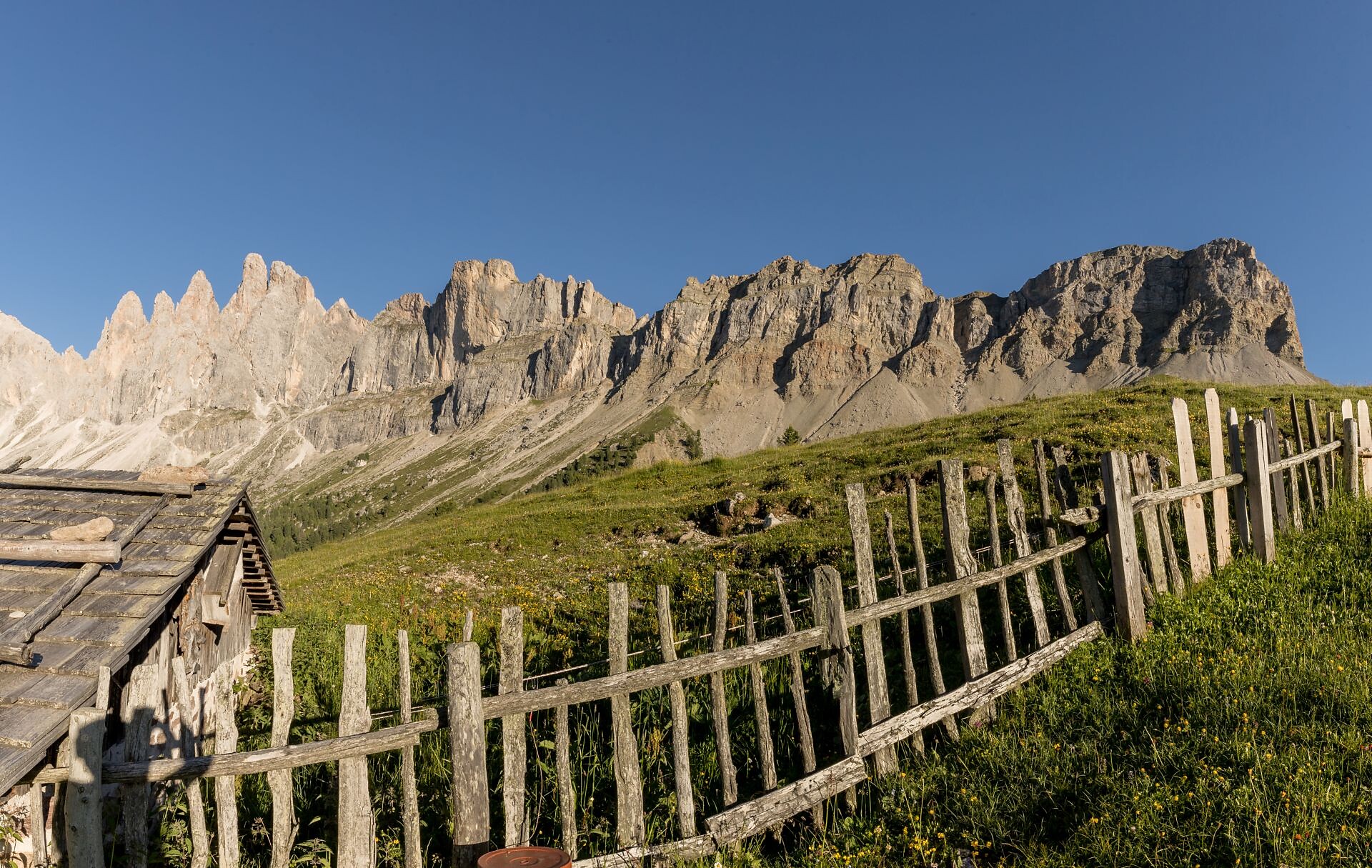 From Resciesa to Malga Zannes along the Adolf Munkel Trail - Dolomites Region Val Gardena - #1 - suedtirol.info