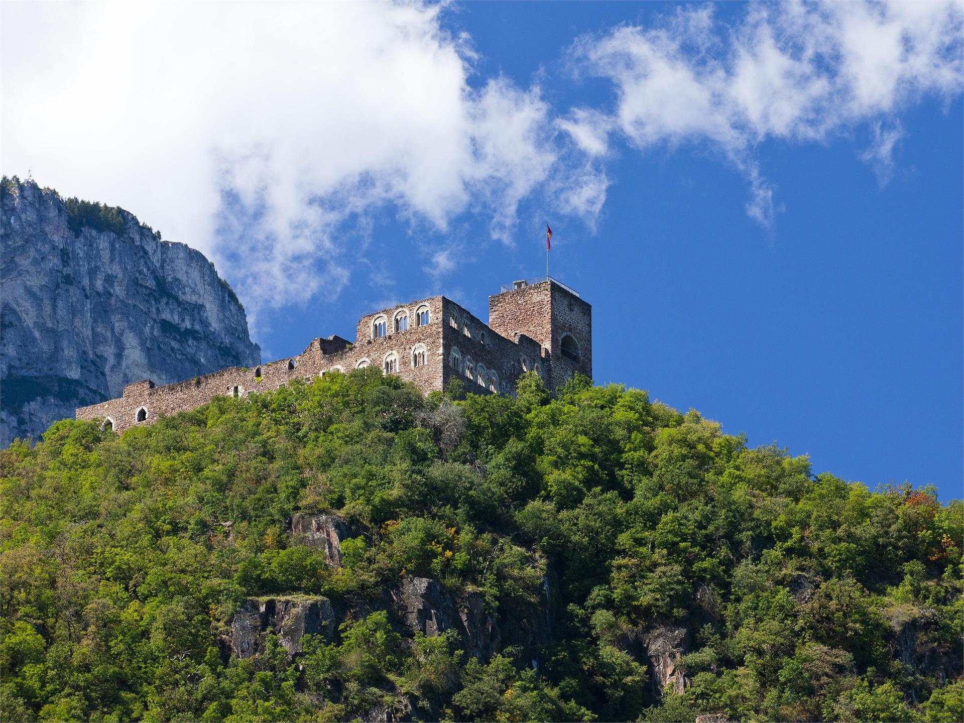 “Castle triangle” walk Appiano/Eppan Eppan an der Weinstaße/Appiano sulla Strada del Vino 3 suedtirol.info
