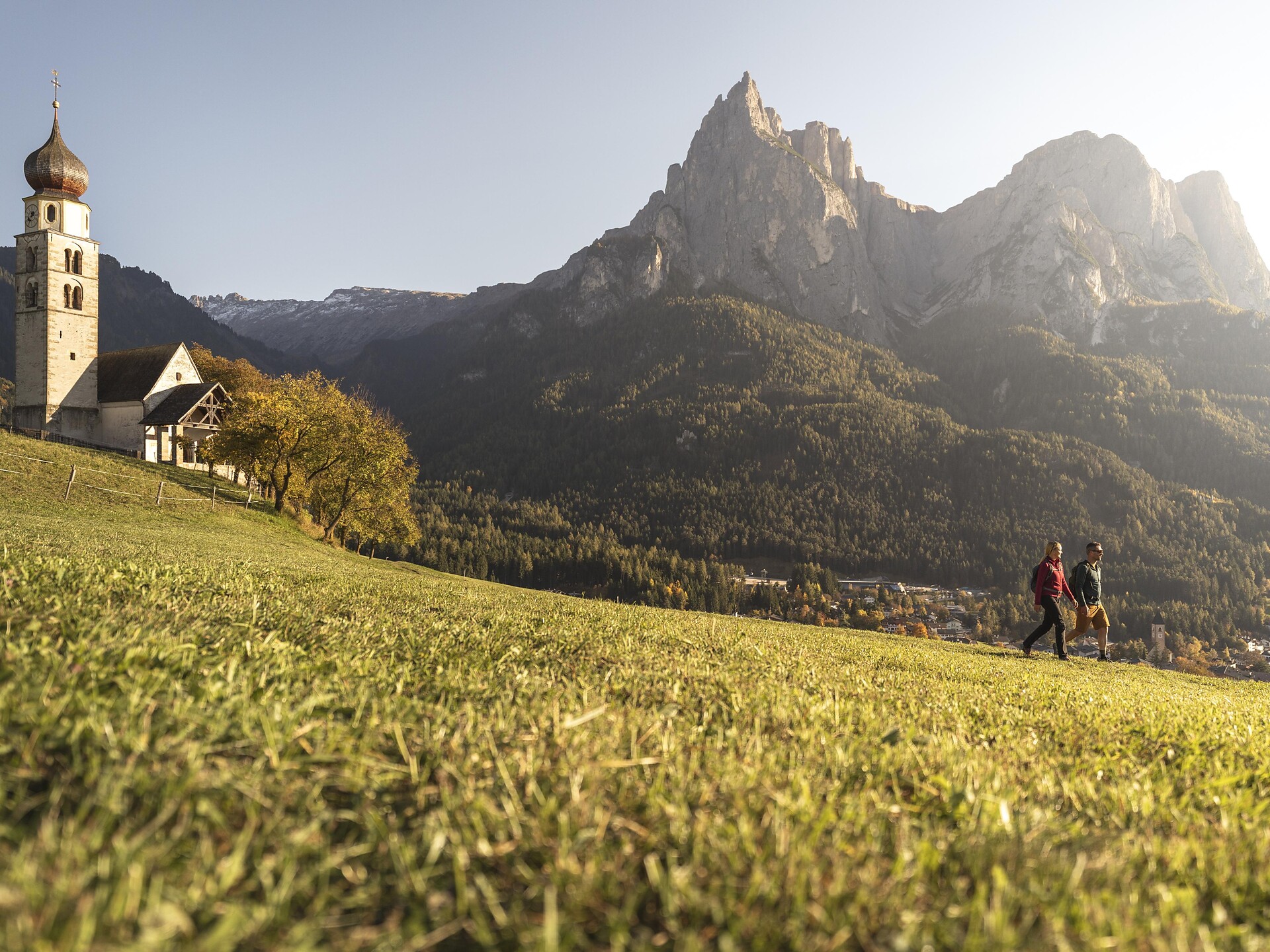 Da Siusi al “Schererplatzl” e a Castelrotto - Regione dolomitica Alpe di Siusi - #3 - suedtirol.info