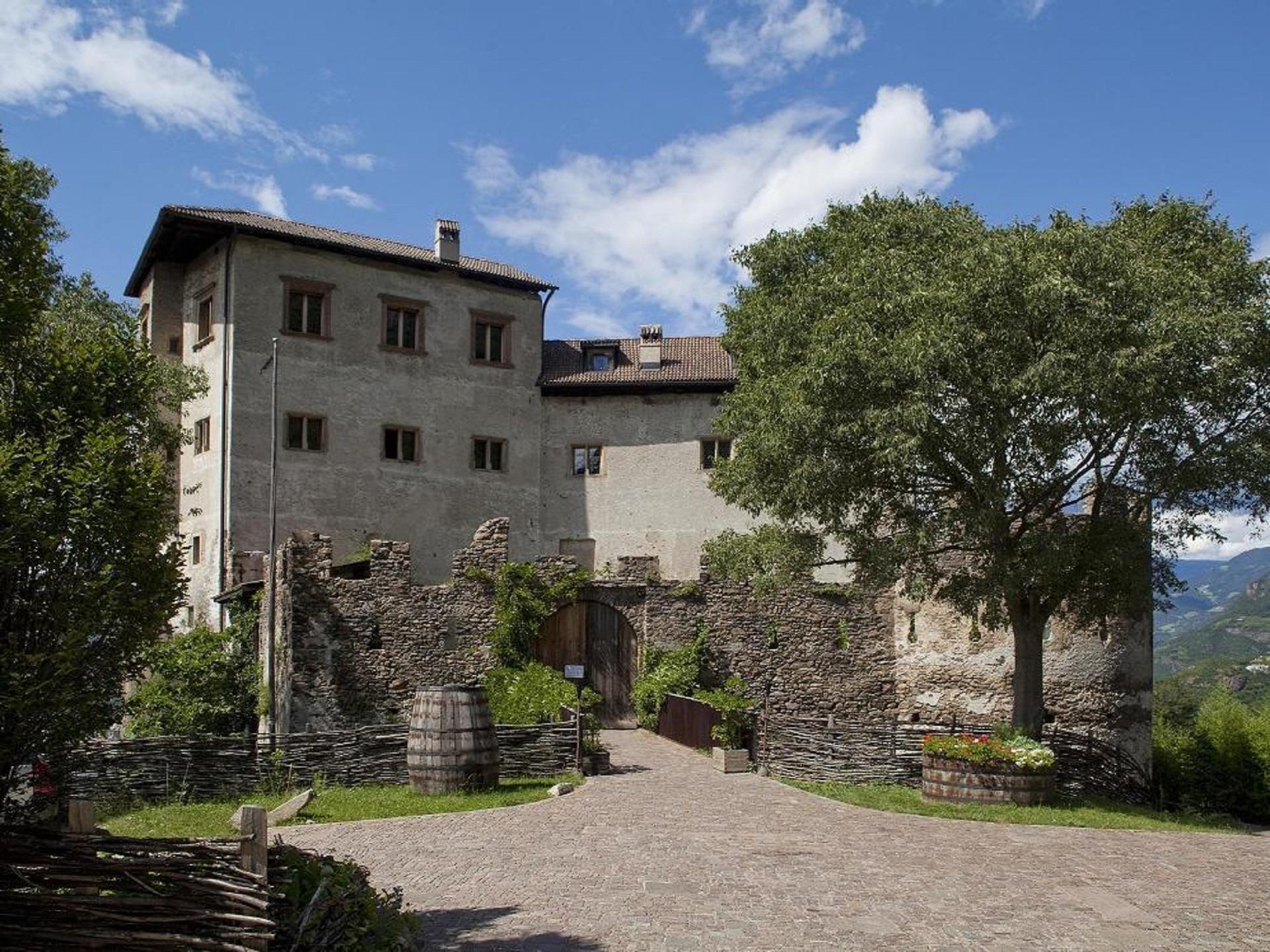 From La Costa/Seit to Flavon Castle Bolzano/Bozen 1 suedtirol.info