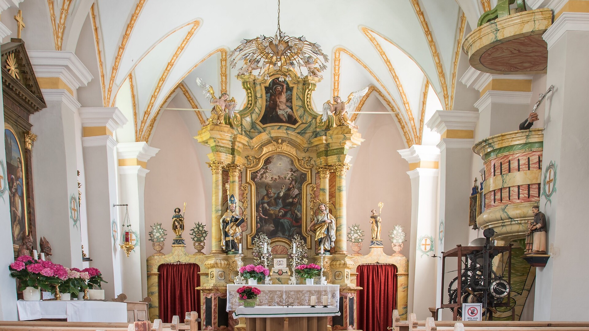 Sentiero delle Quattro Chiese - variante chiesa San Martino a Corti - Regione dolomitica Plan de Corones - #4 - suedtirol.info