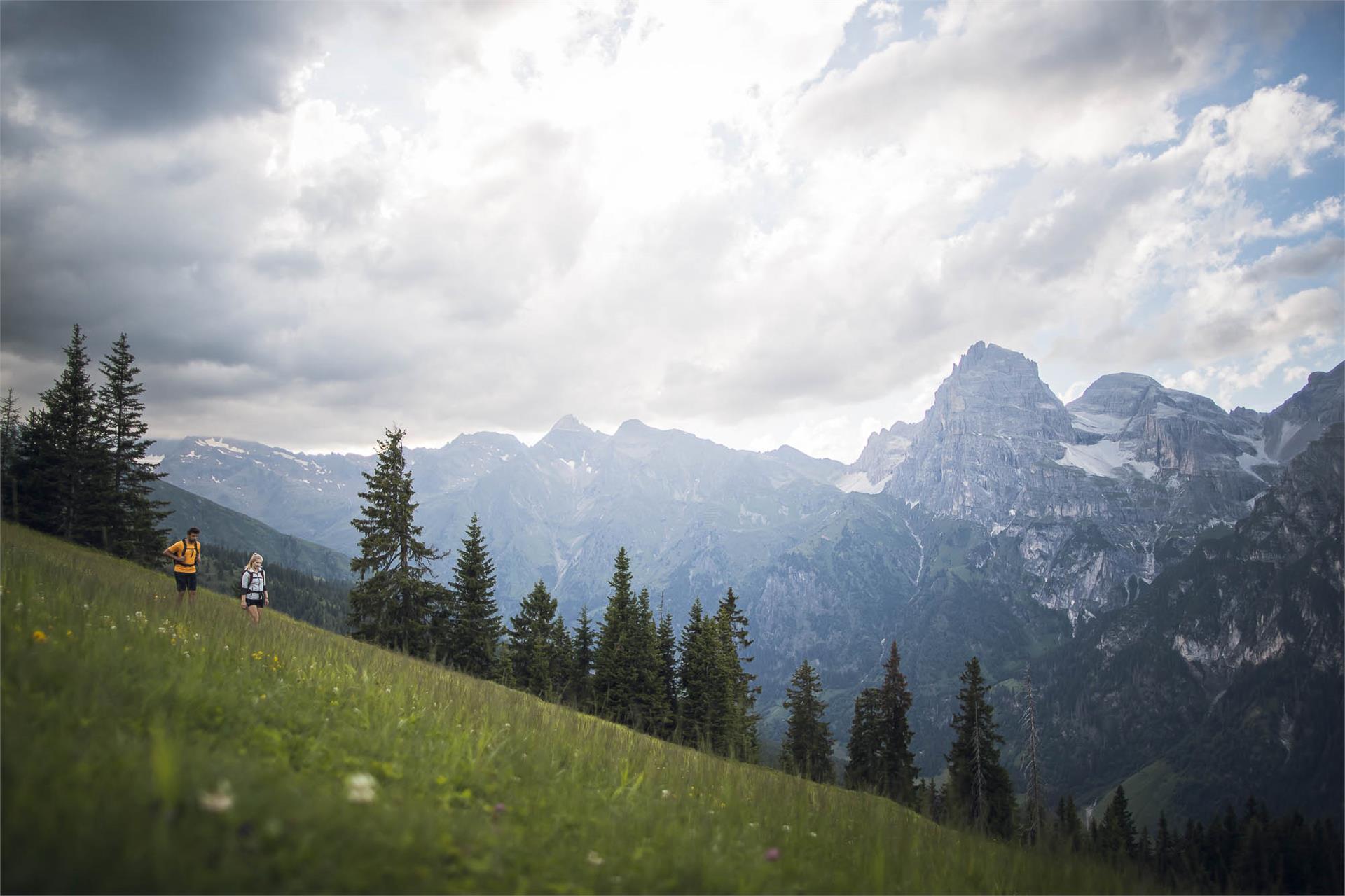 Von Ladurns ins Tal 1 Brenner 1 suedtirol.info