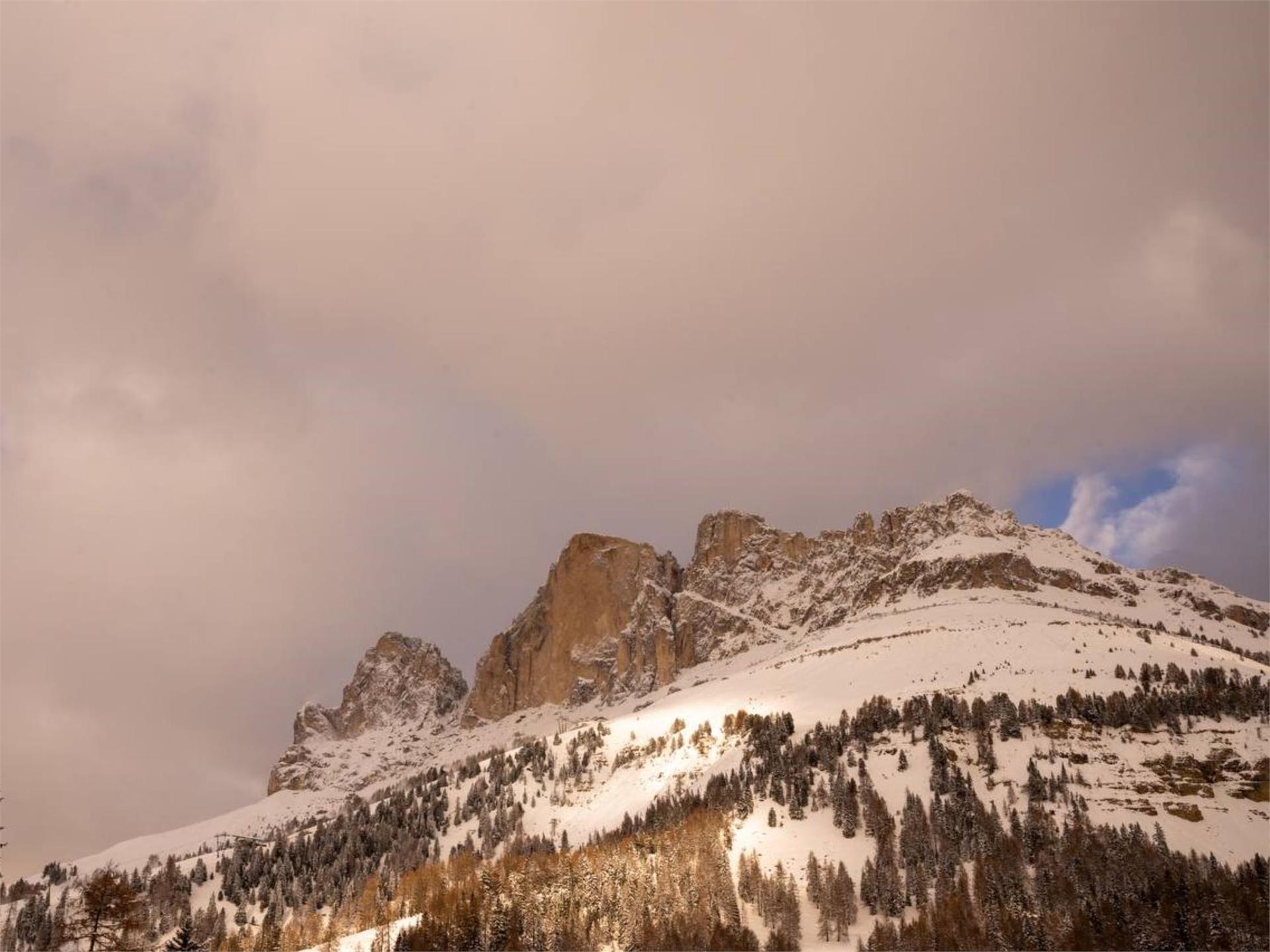 Winter hike from the Karerpass | Passo Costalunga to Lake Carezza Welschnofen/Nova Levante 3 suedtirol.info