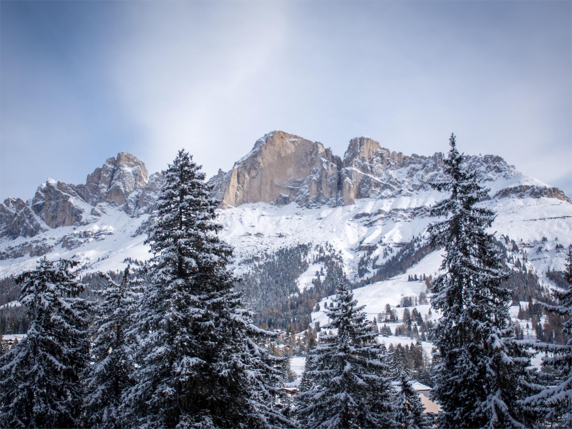Winter hike from the Karerpass | Passo Costalunga to Lake Carezza Welschnofen/Nova Levante 1 suedtirol.info