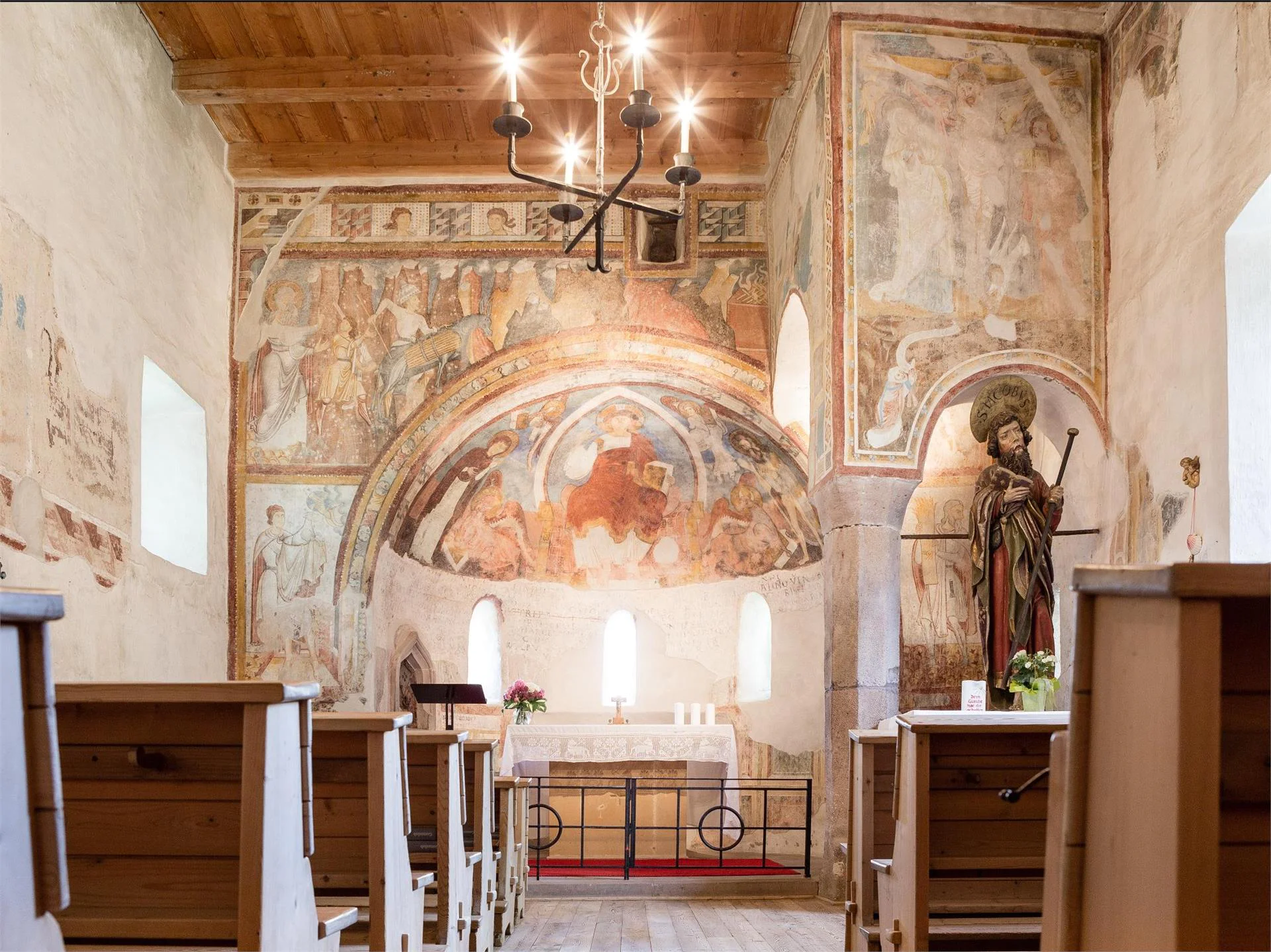 From Prissiano to the St. Jakob's Church in Grissian/Grissiano Tisens/Tesimo 2 suedtirol.info