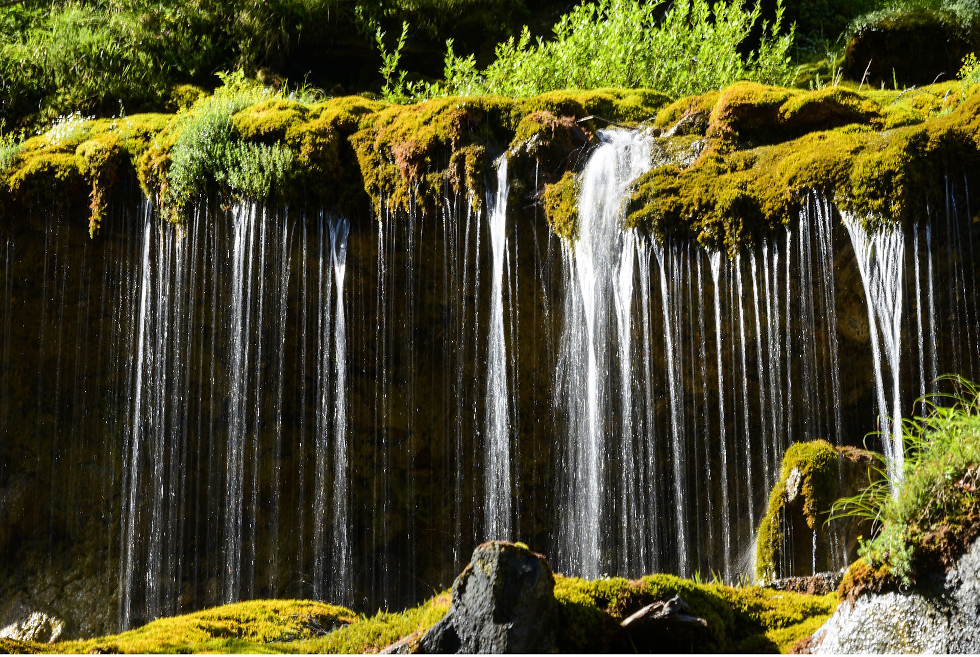 Burgum Tropfsteinquelle in Pfitsch Valley