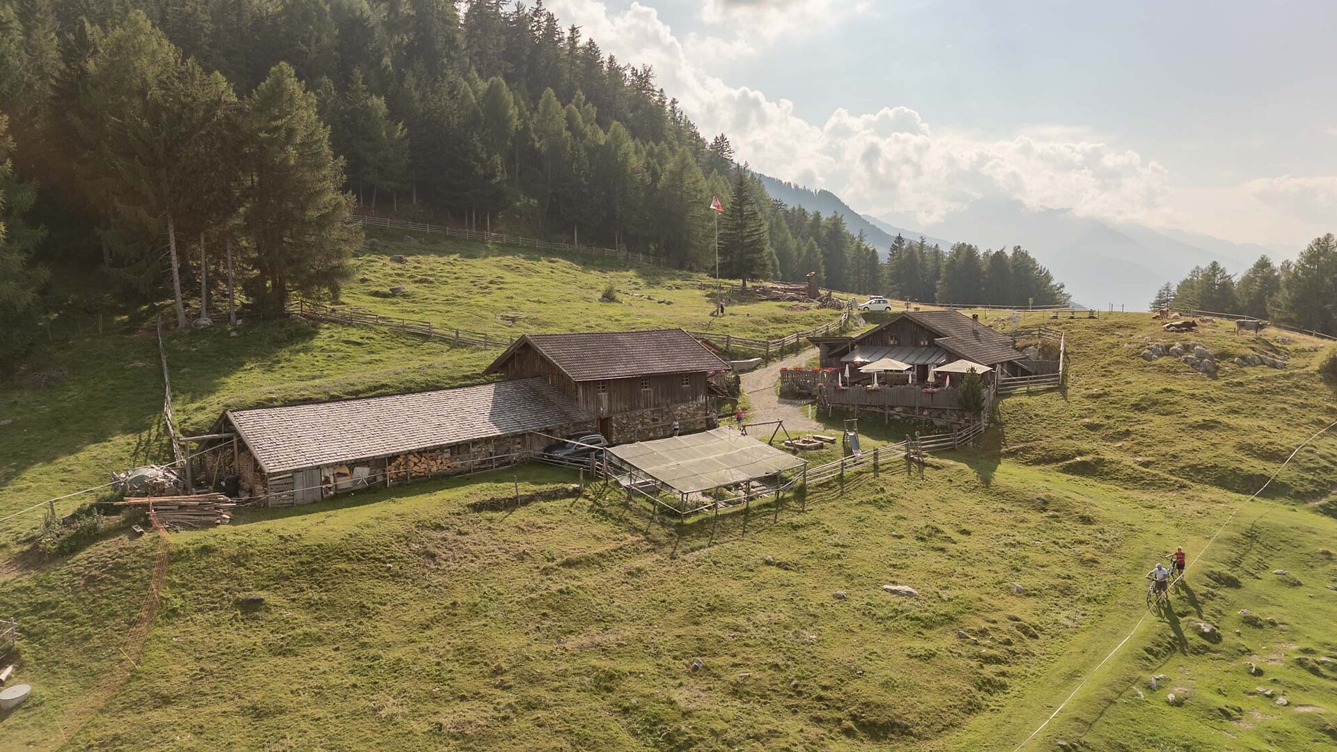 Wanderung zur Marzoner Alm