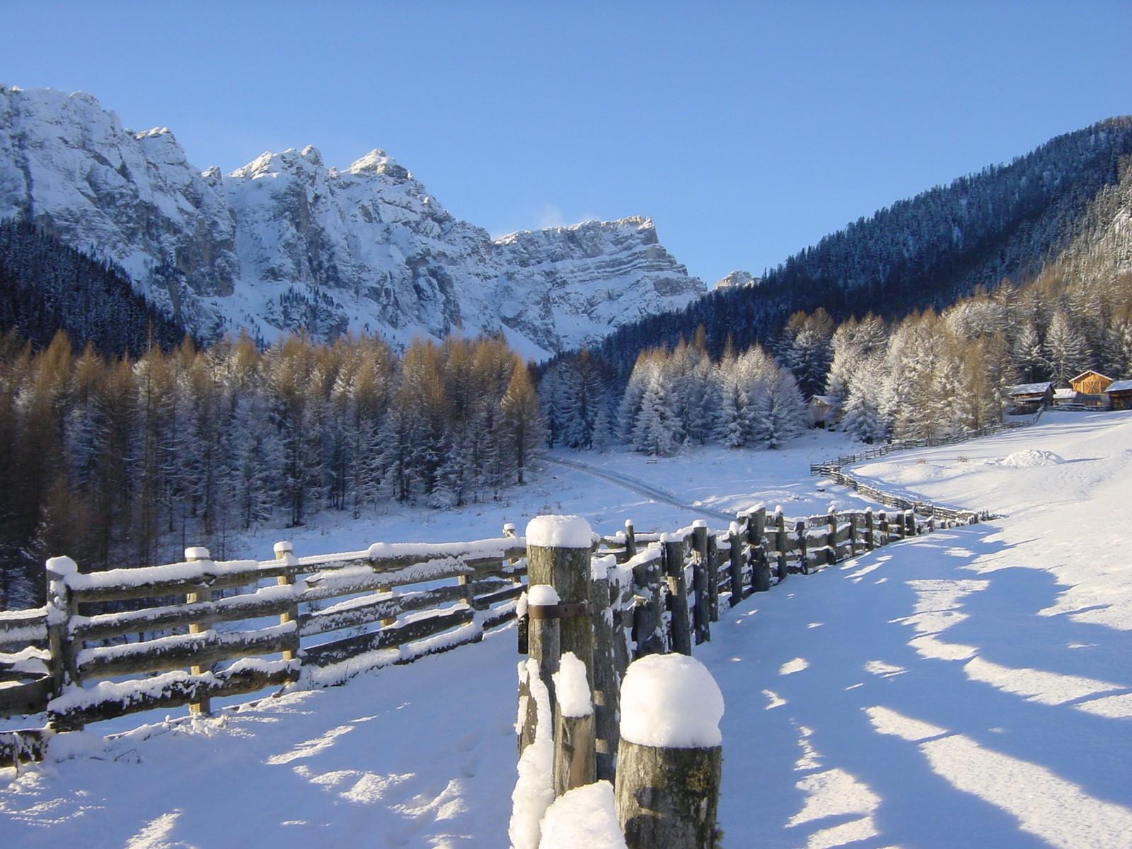 Winter hike to Medalghes Al Plan/San Vigilio 2 suedtirol.info