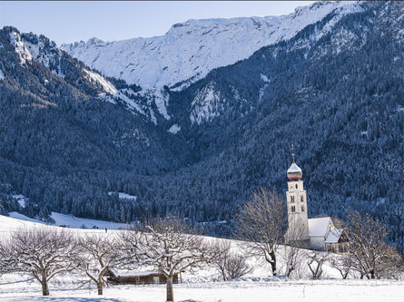 Winterwanderung von Seis über St. Valentin nach Kastelruth Kastelruth 1 suedtirol.info