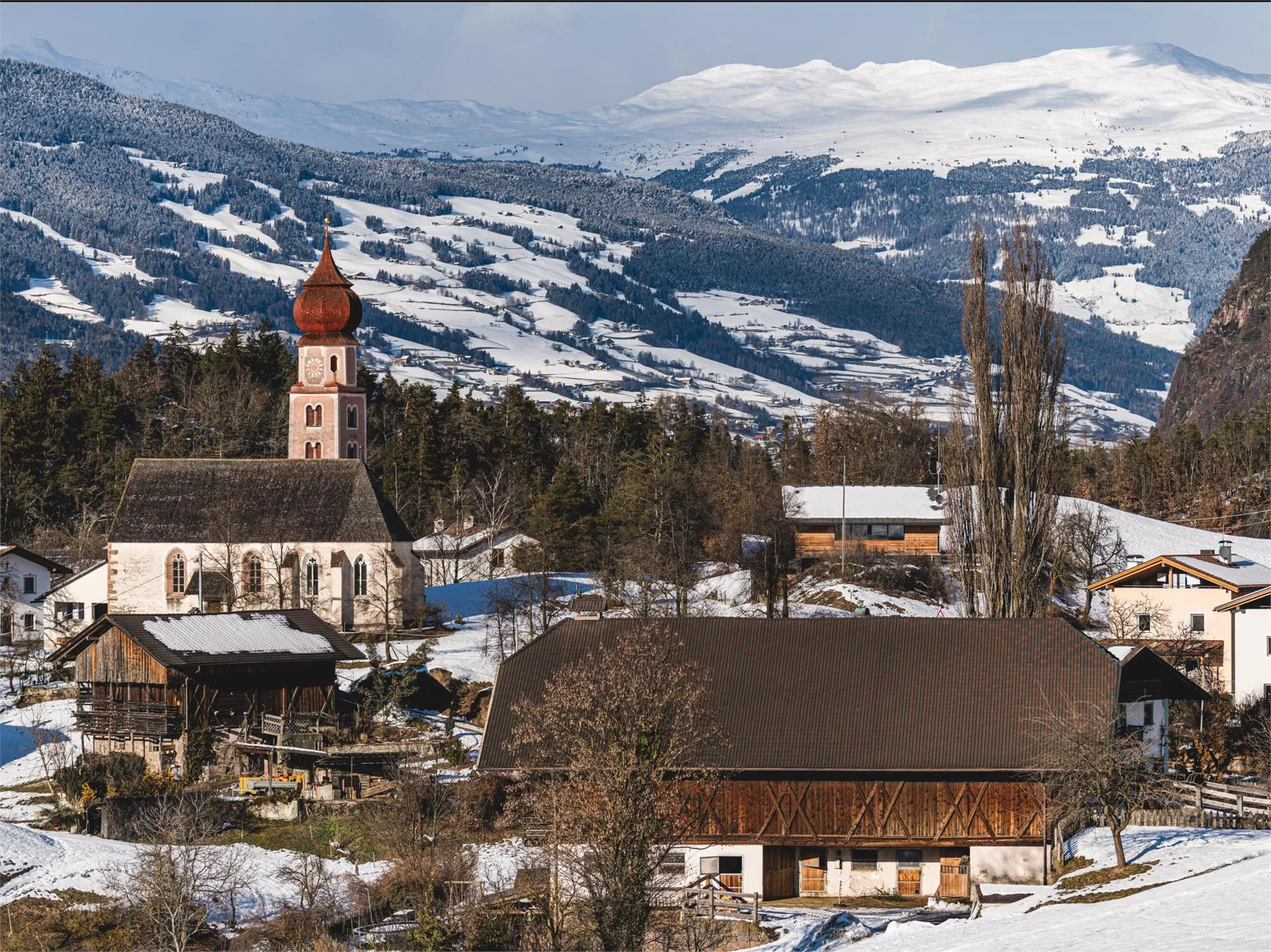 Winter hike from Seis to St. Oswald Kastelruth/Castelrotto 3 suedtirol.info