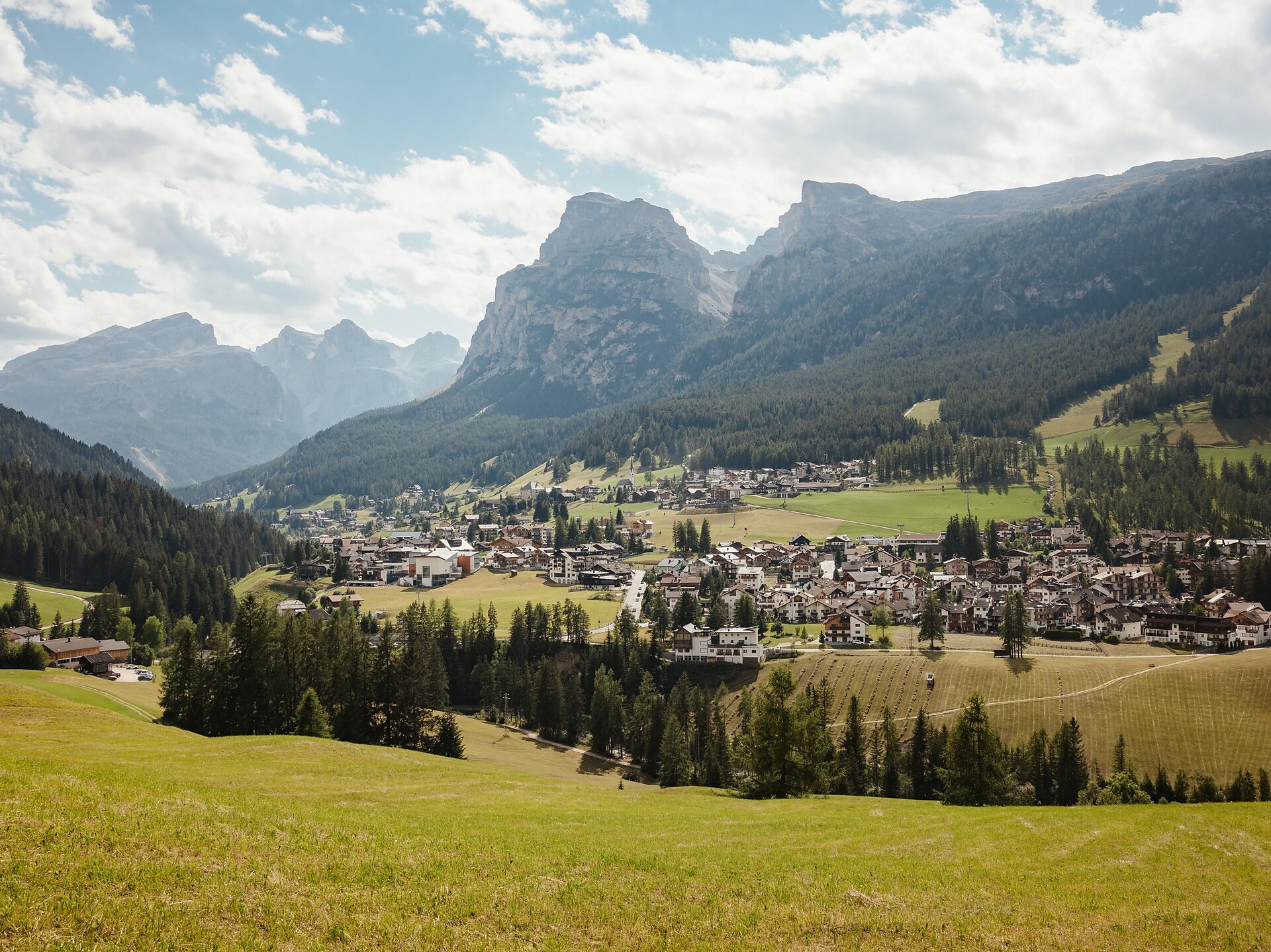 Escursione Corvara - La Villa Badia 2 suedtirol.info