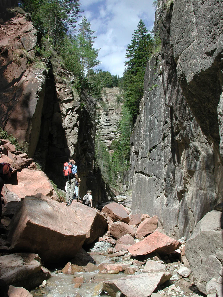 Escursione attraverso la gola del Bletterbach