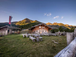 Wanderung zur Spitzner Alm - Ulten - #1 - suedtirol.info