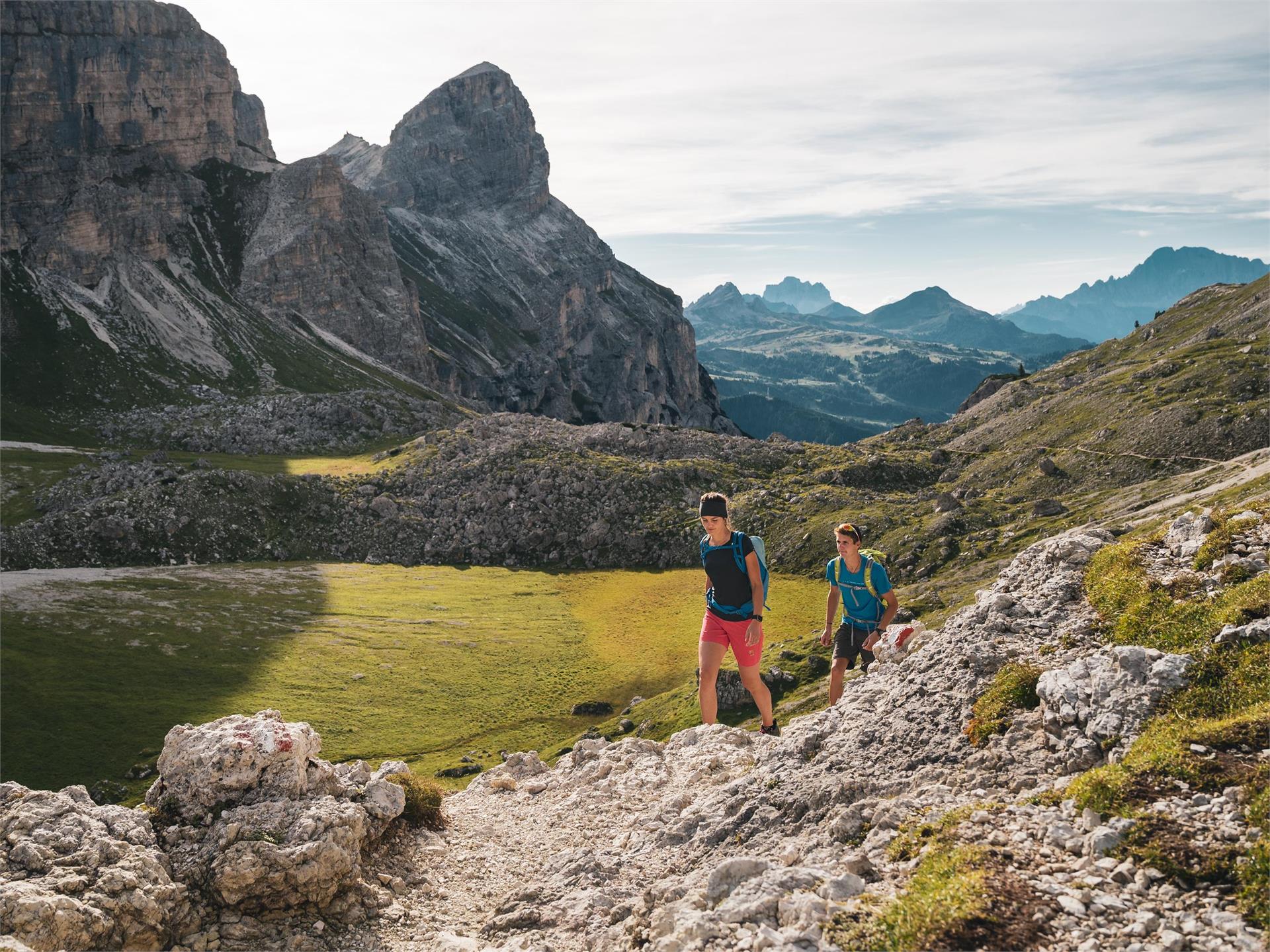 Wanderung im Puez - Geisler UNESCO Naturpark Corvara 2 suedtirol.info