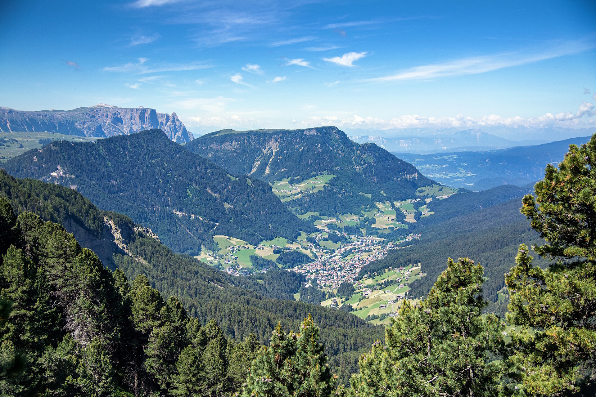 Seceda - Ridge Line from Ortisei - Dolomites Region Val Gardena - #6 - suedtirol.info