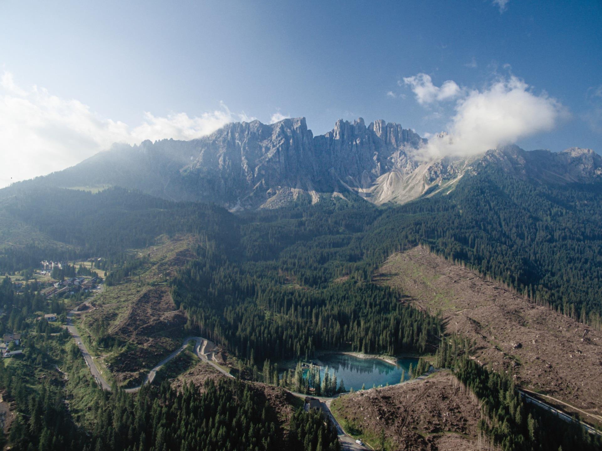 Wanderung von der Ortschaft Karersee zum Karer See Welschnofen 3 suedtirol.info